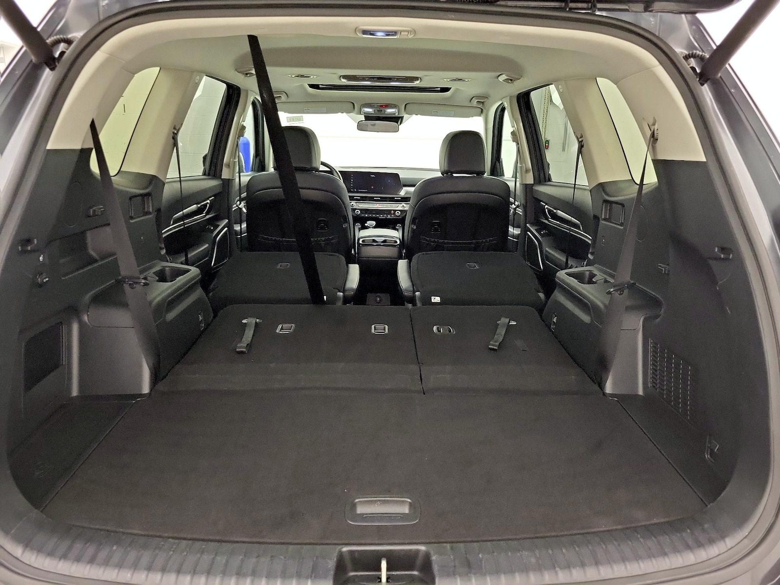 2025 Kia Telluride S - Photo 25