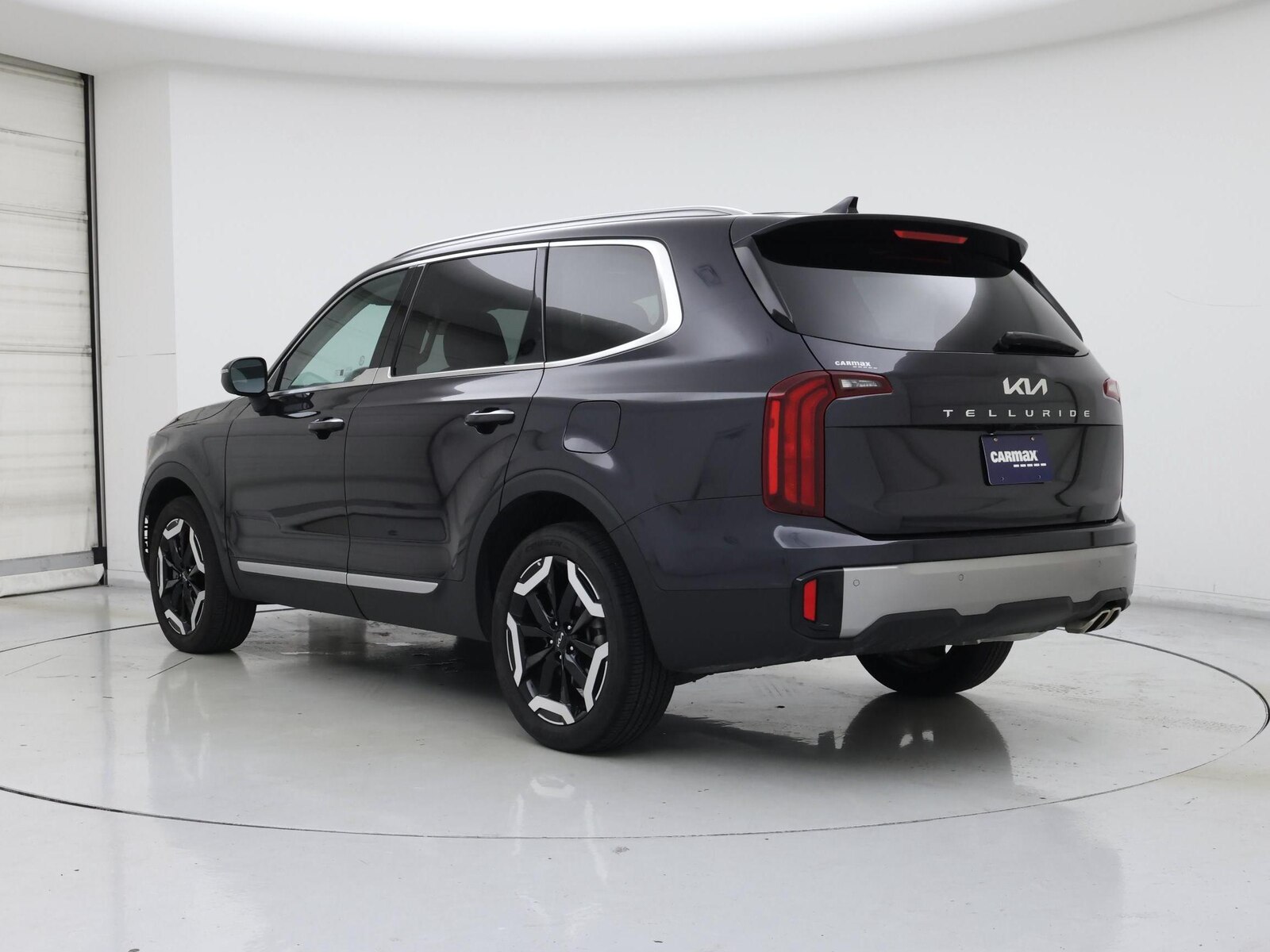 2025 Kia Telluride S - Photo 3