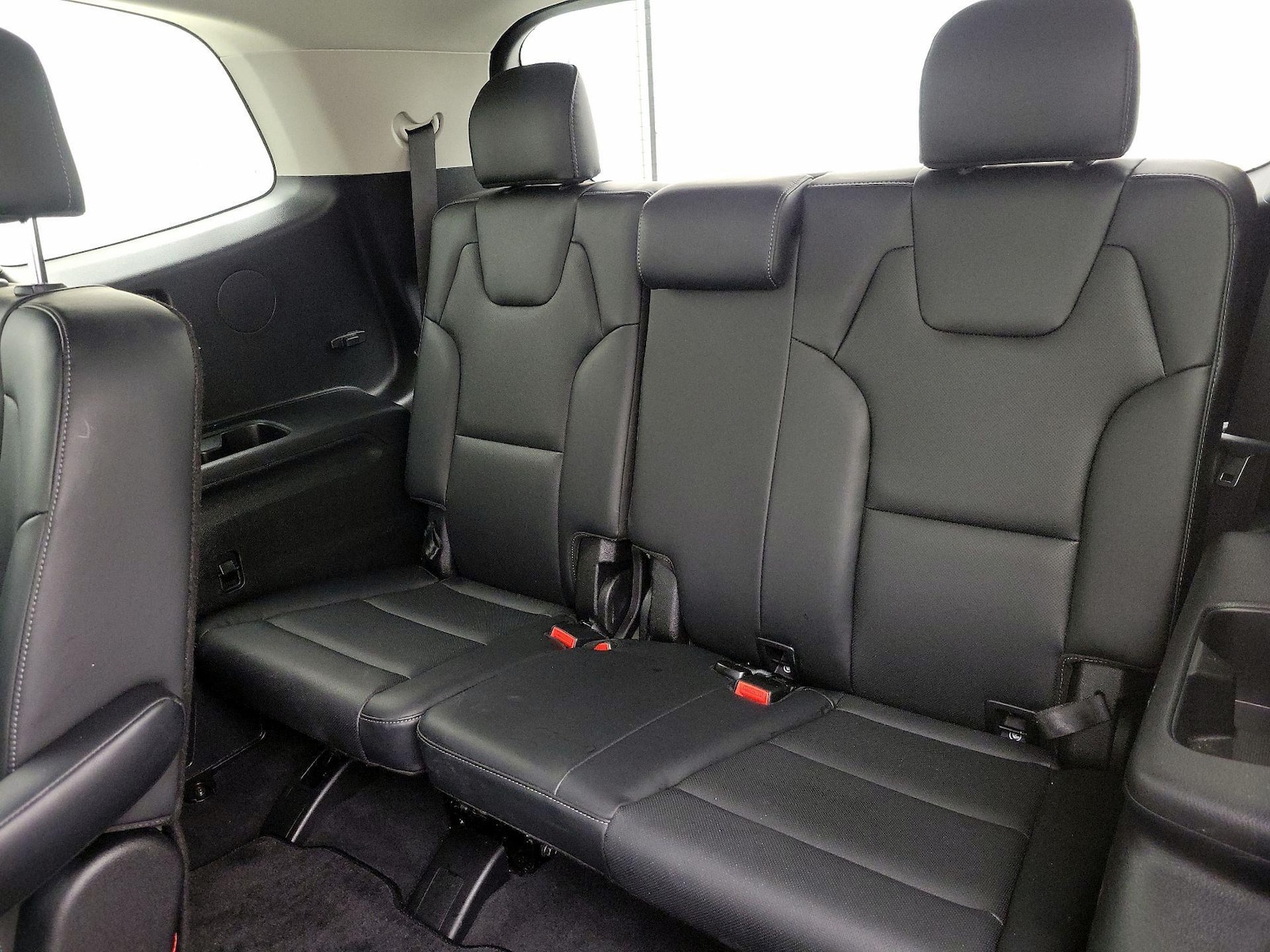 2025 Kia Telluride S - Photo 23