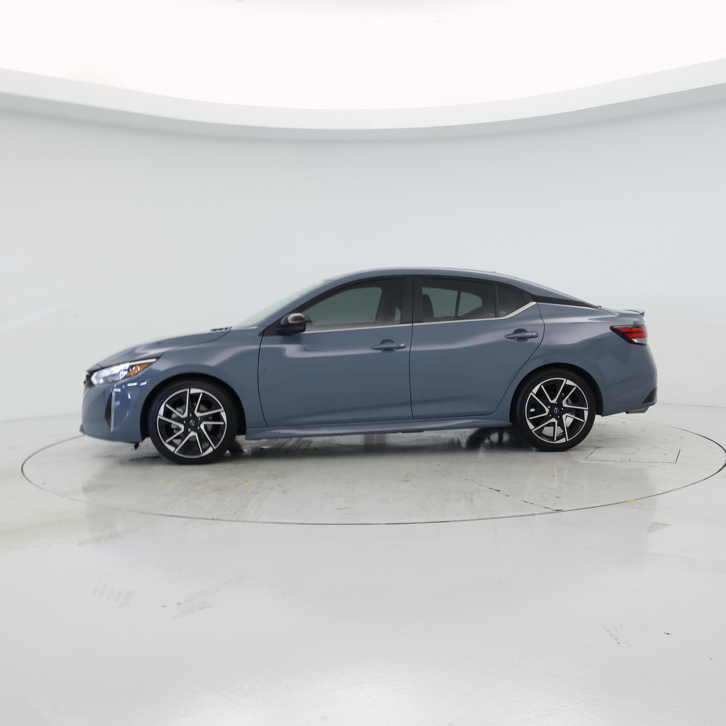 Thumbnail: 2025 Nissan Sentra - 3