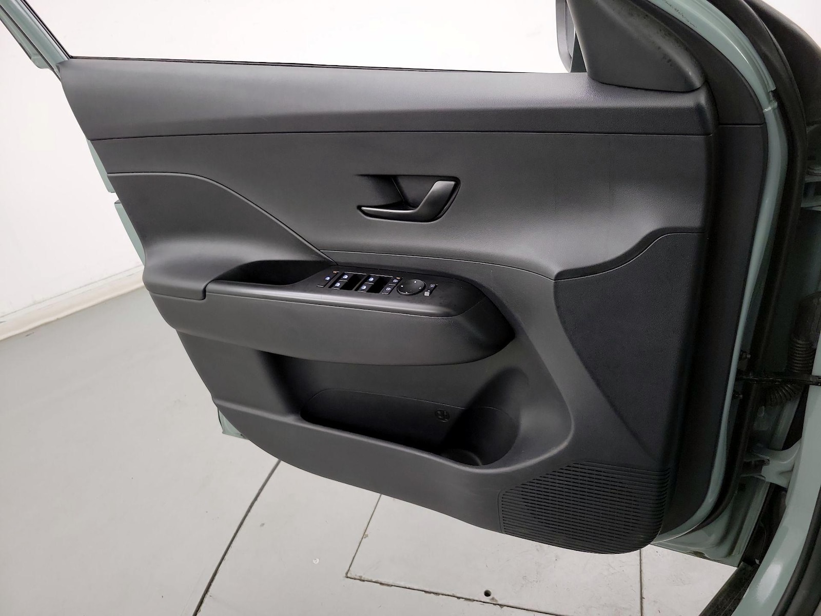2024 Hyundai Kona SEL - Photo 11
