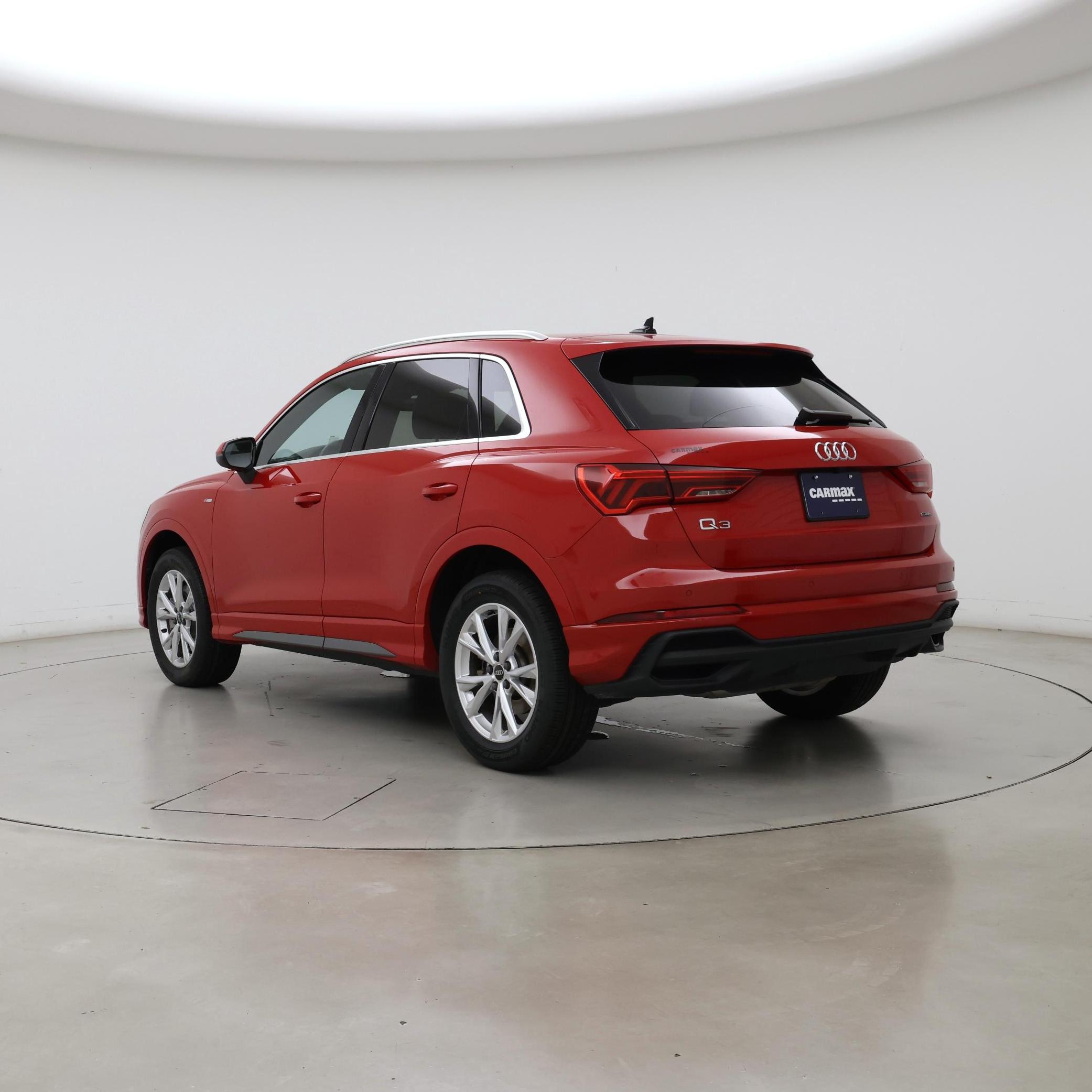 Thumbnail: 2025 Audi Q3 - 2