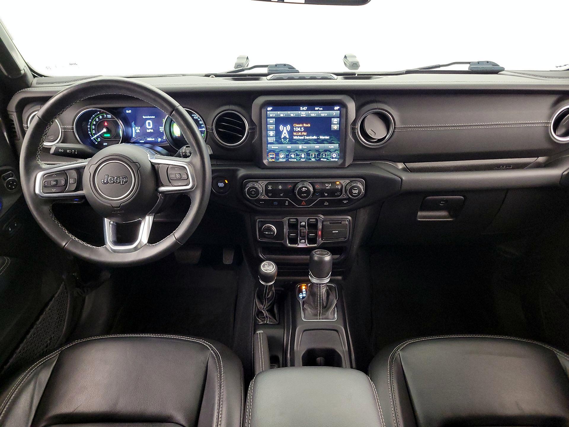 Thumbnail: 2022 Jeep Wrangler - 9