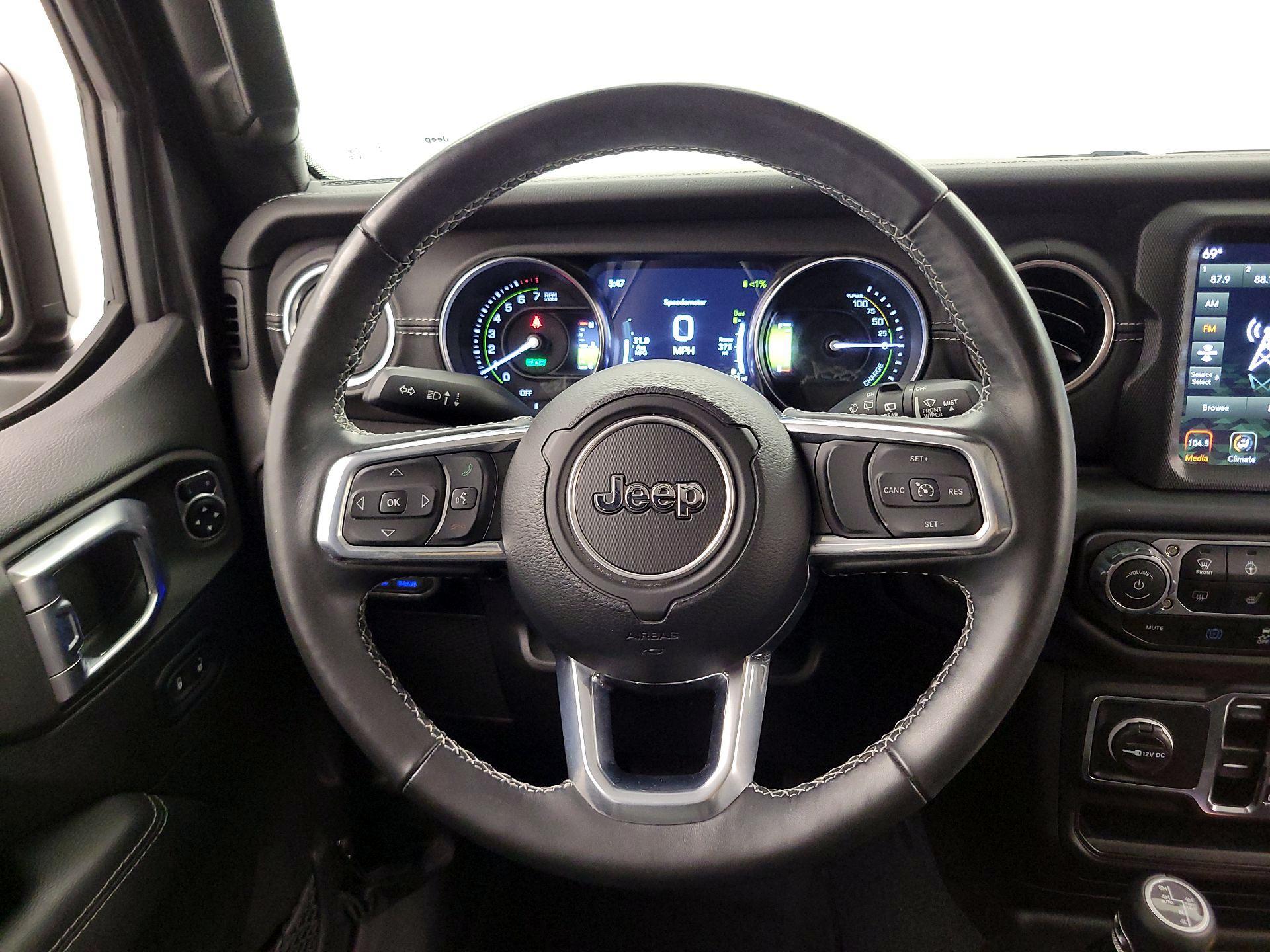 Thumbnail: 2022 Jeep Wrangler - 10