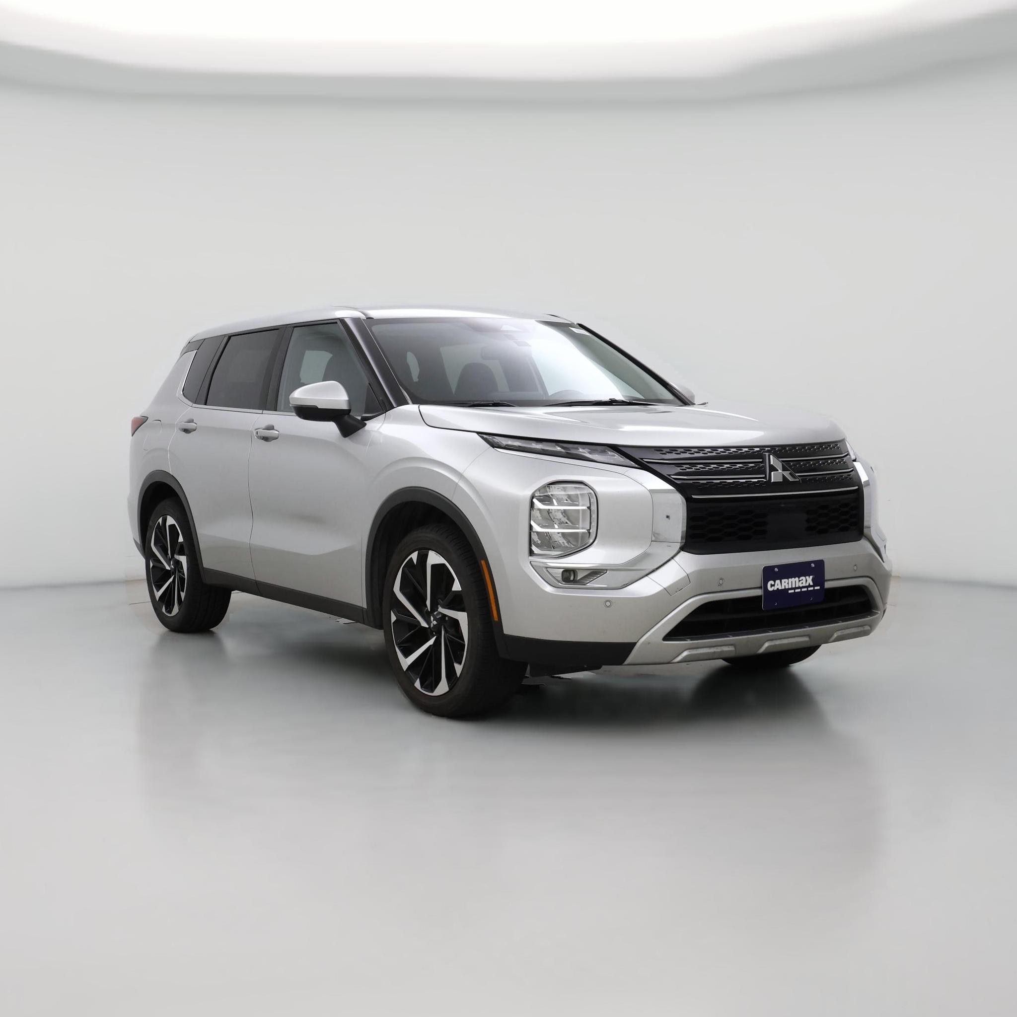 Thumbnail: 2024 Mitsubishi Outlander - 1