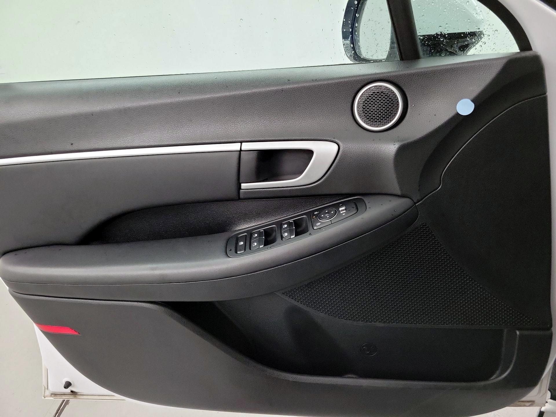 Thumbnail: 2024 Hyundai Sonata - 10