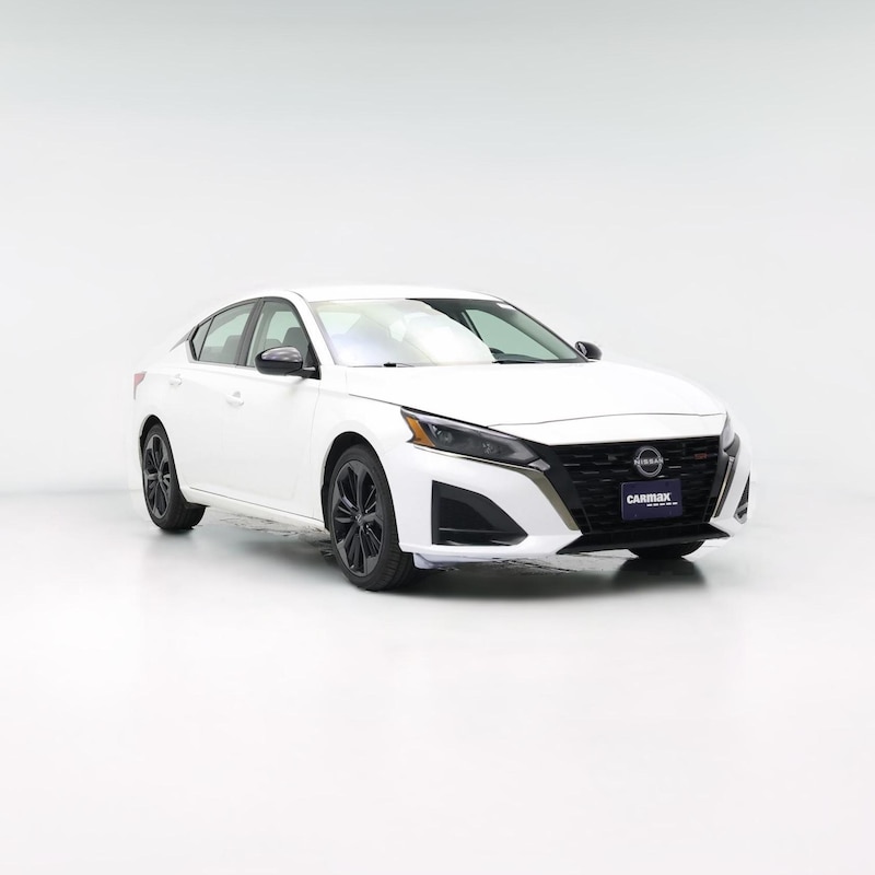 2024 Nissan Altima SR