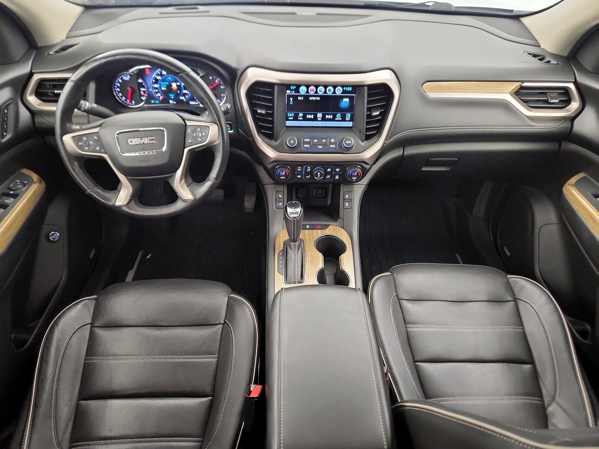 Thumbnail: 2017 GMC Acadia - 9
