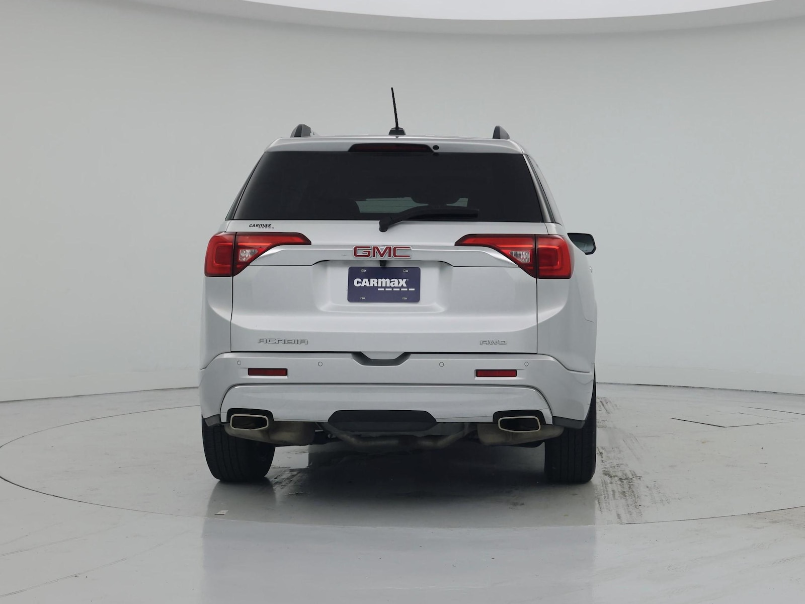 2017 GMC Acadia Denali - Photo 26