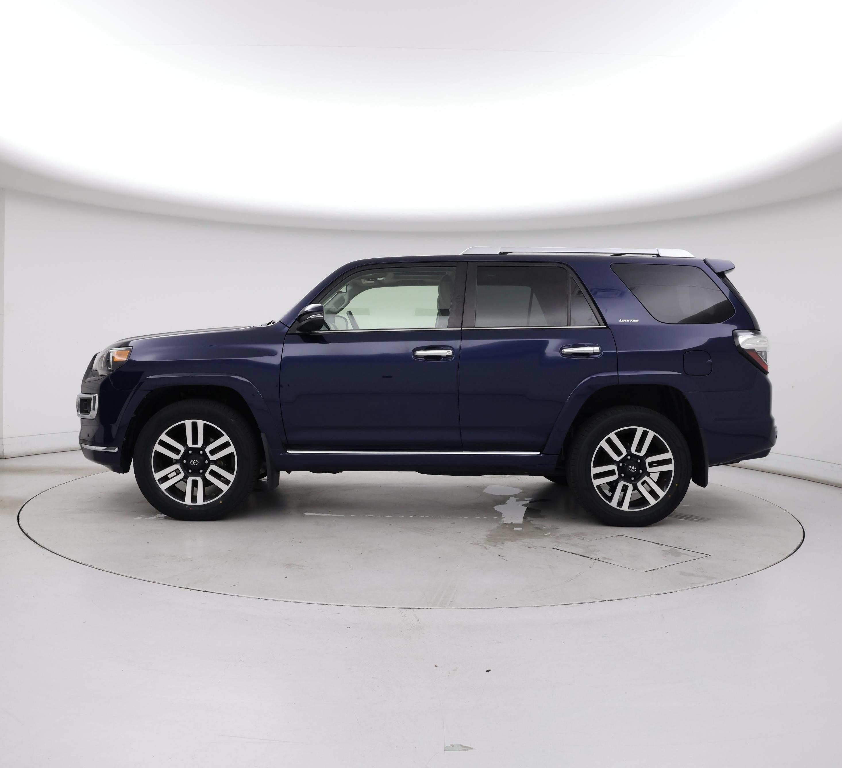 Thumbnail: 2021 Toyota 4Runner - 3