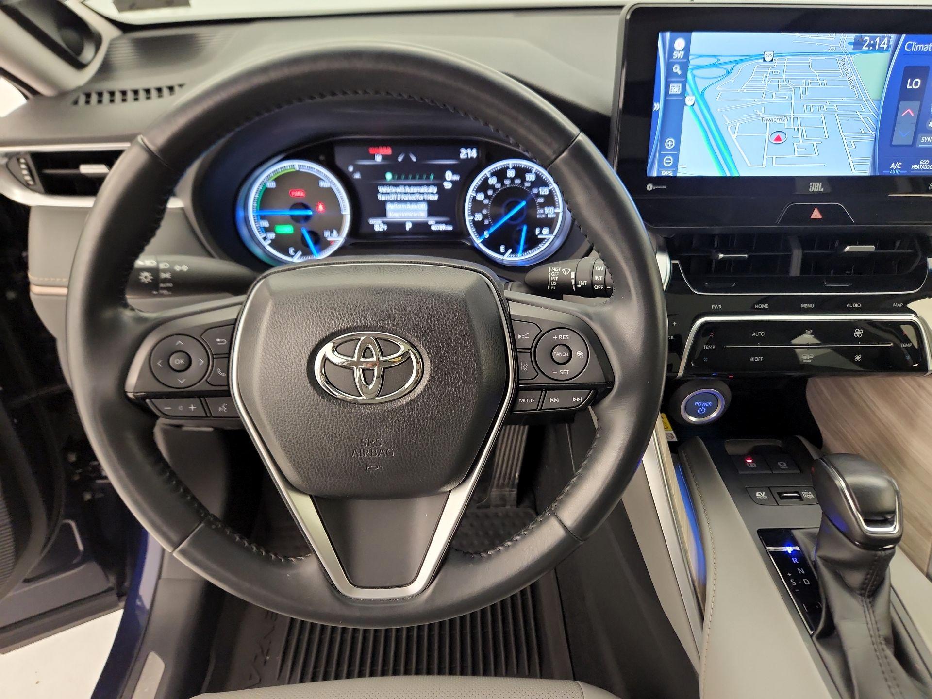 Thumbnail: 2021 Toyota Venza - 10