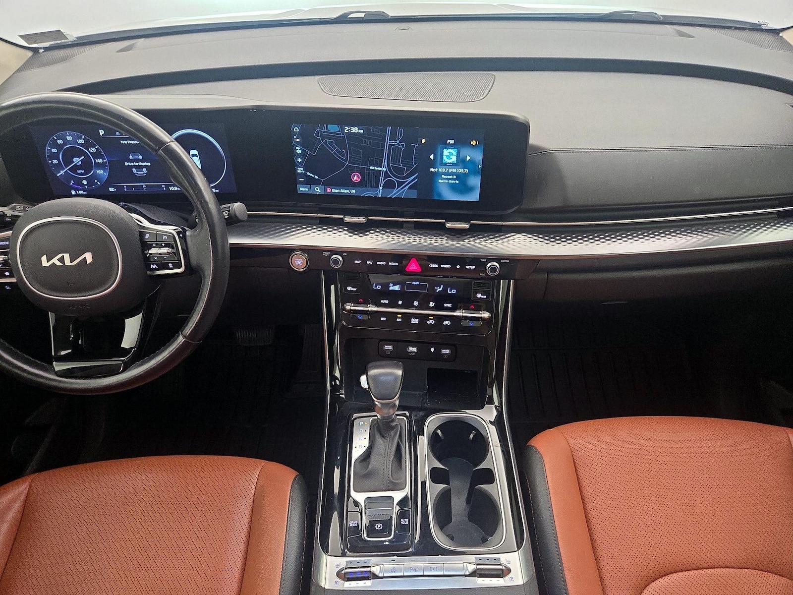 Apple CarPlay® & Android Auto™