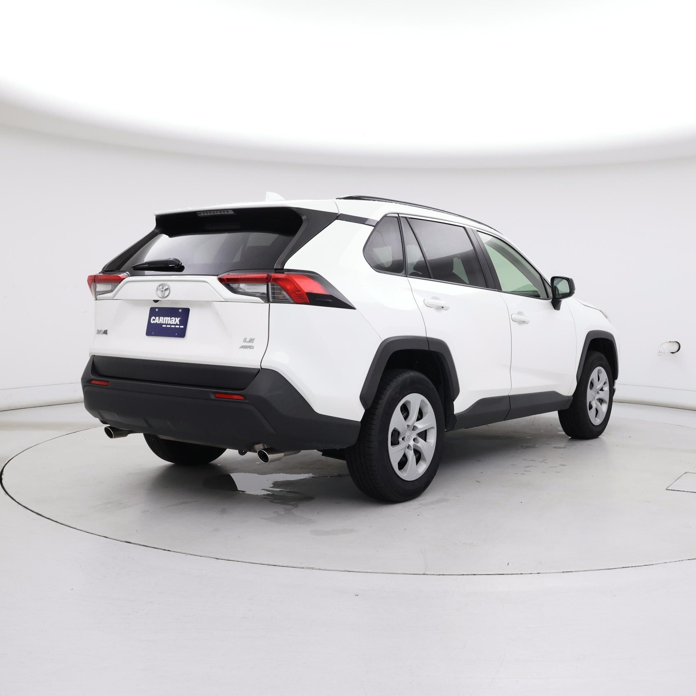 Thumbnail: 2021 Toyota RAV4 - 8