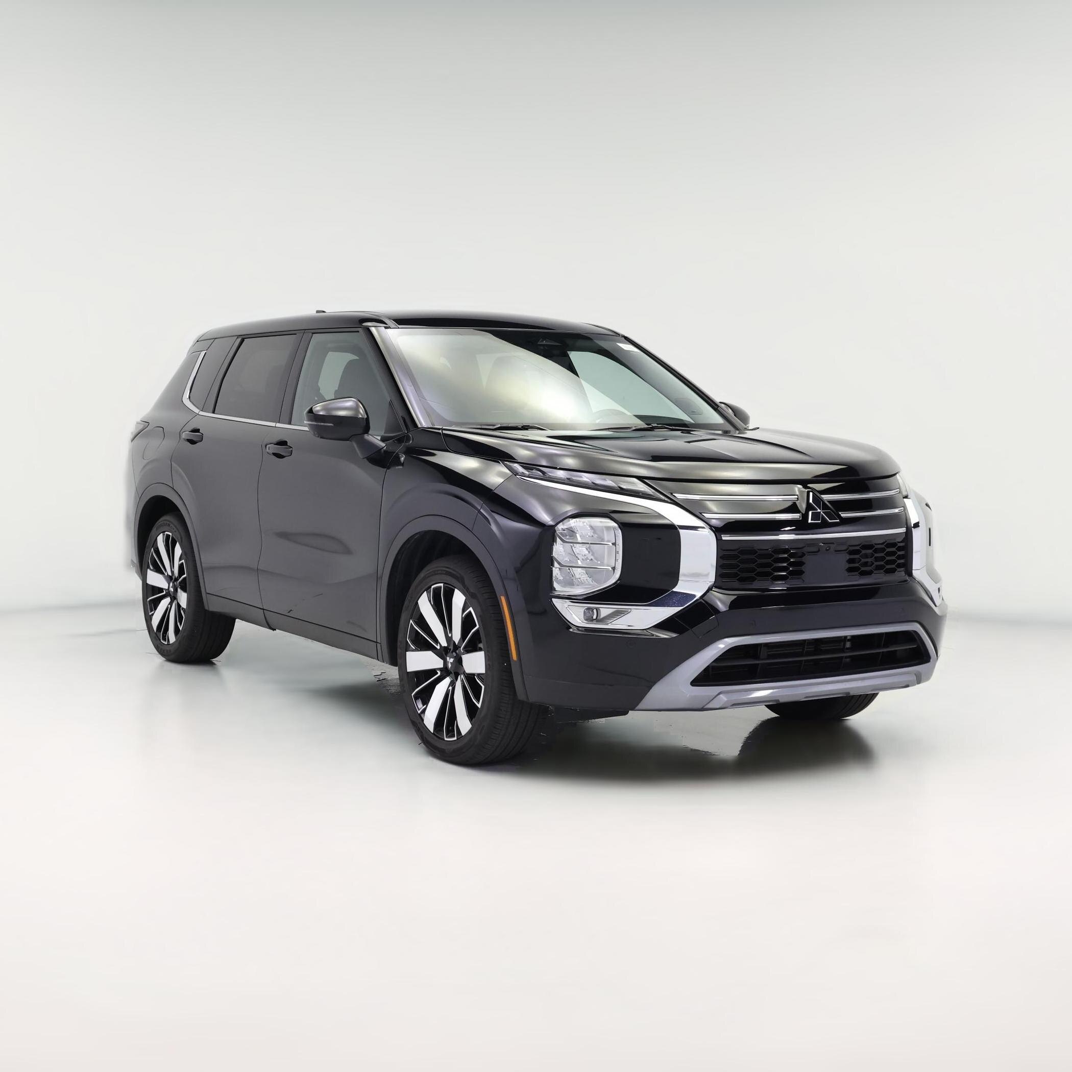 Thumbnail: 2025 Mitsubishi Outlander - 1