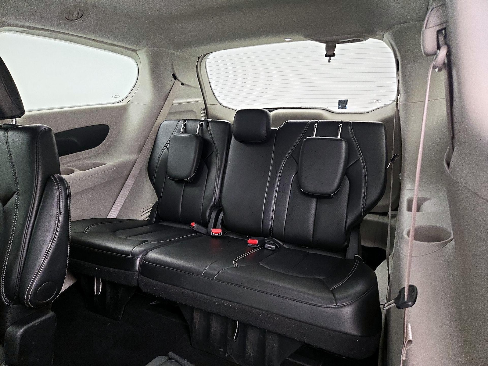 2024 Chrysler Pacifica Touring L - Photo 21