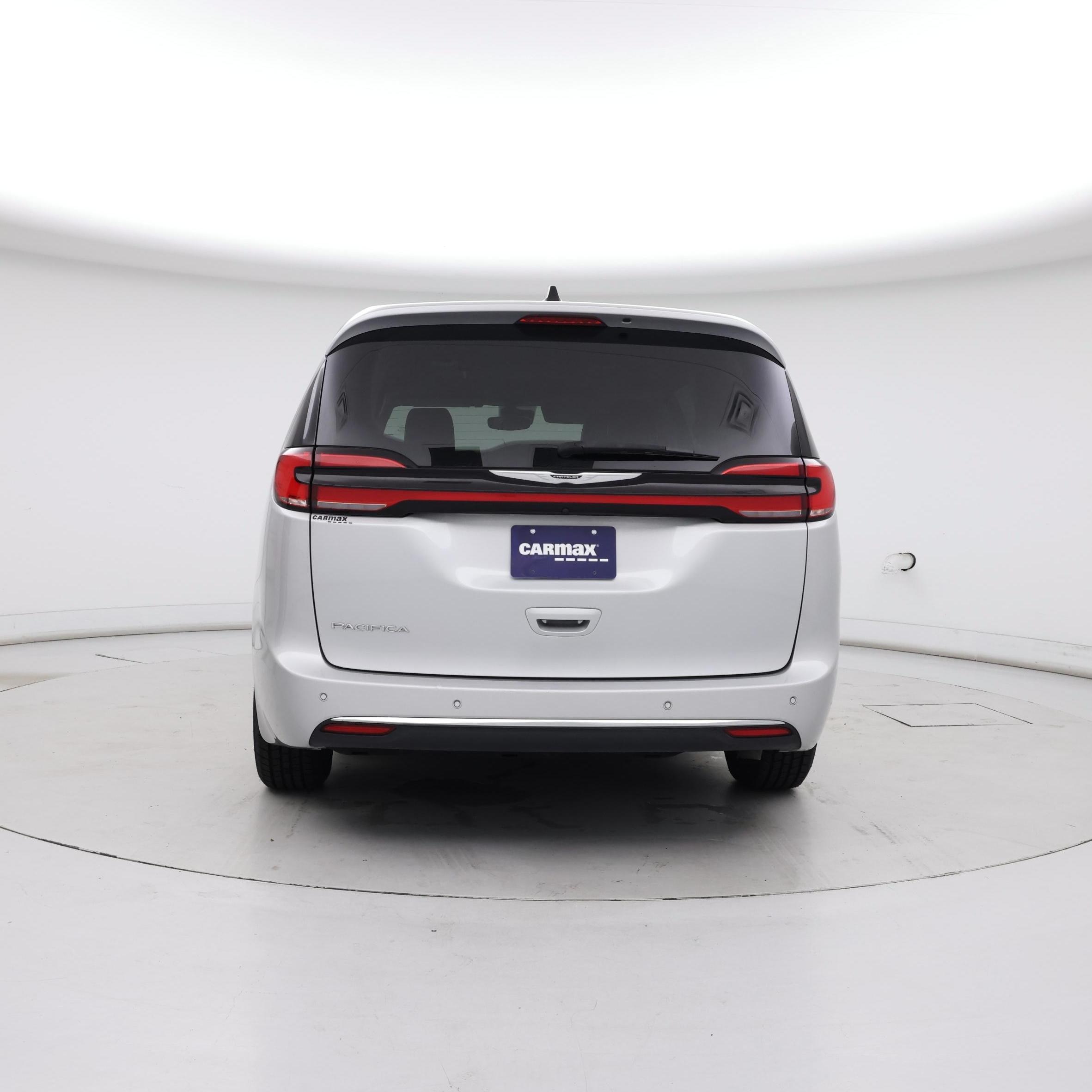 Thumbnail: 2024 Chrysler Pacifica - 6