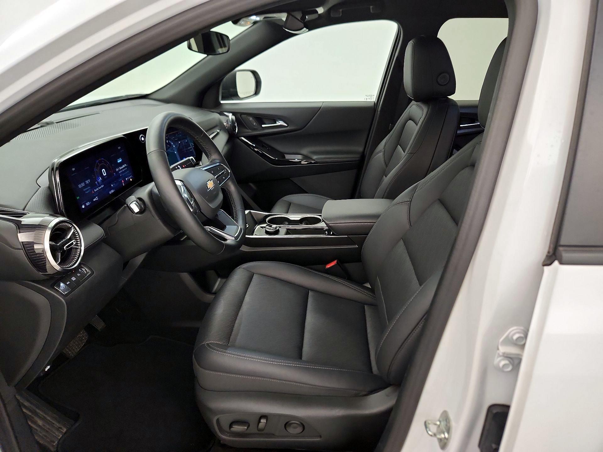Thumbnail: 2026 Chevrolet Equinox - 11