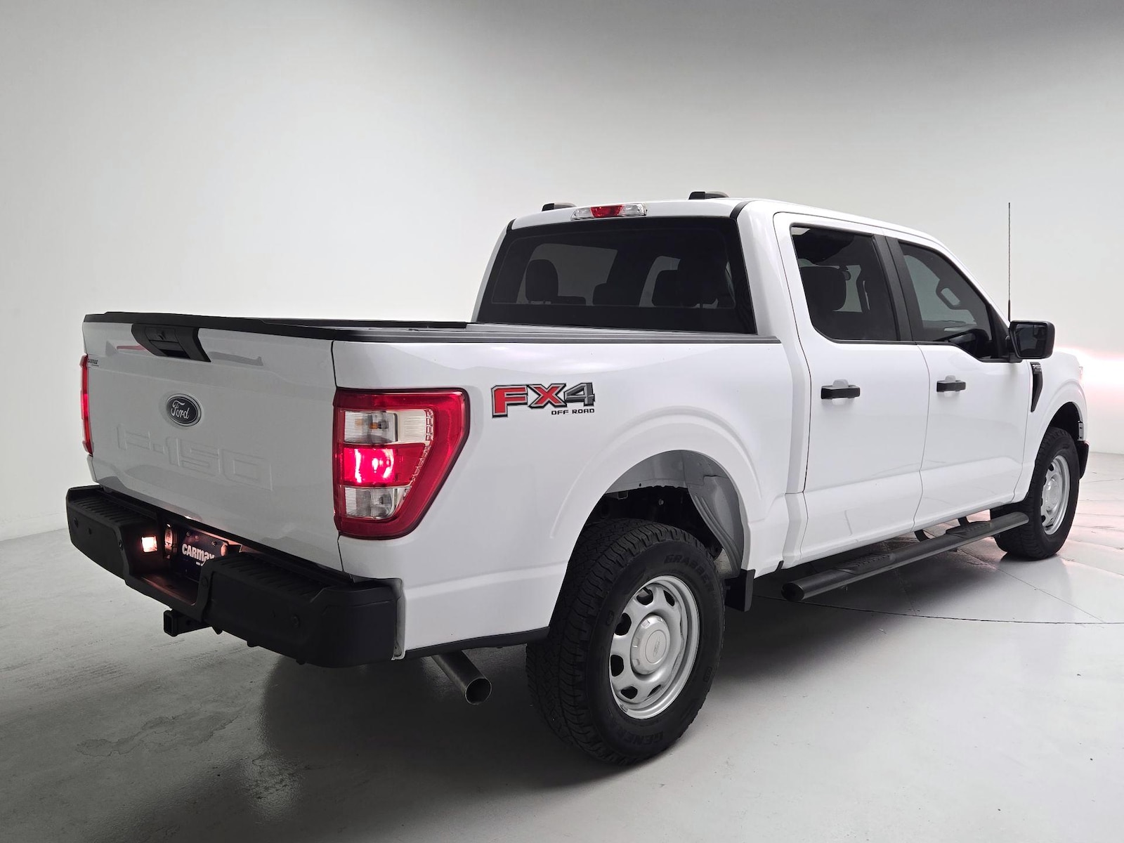 2022 Ford F-150 XL - Photo 5
