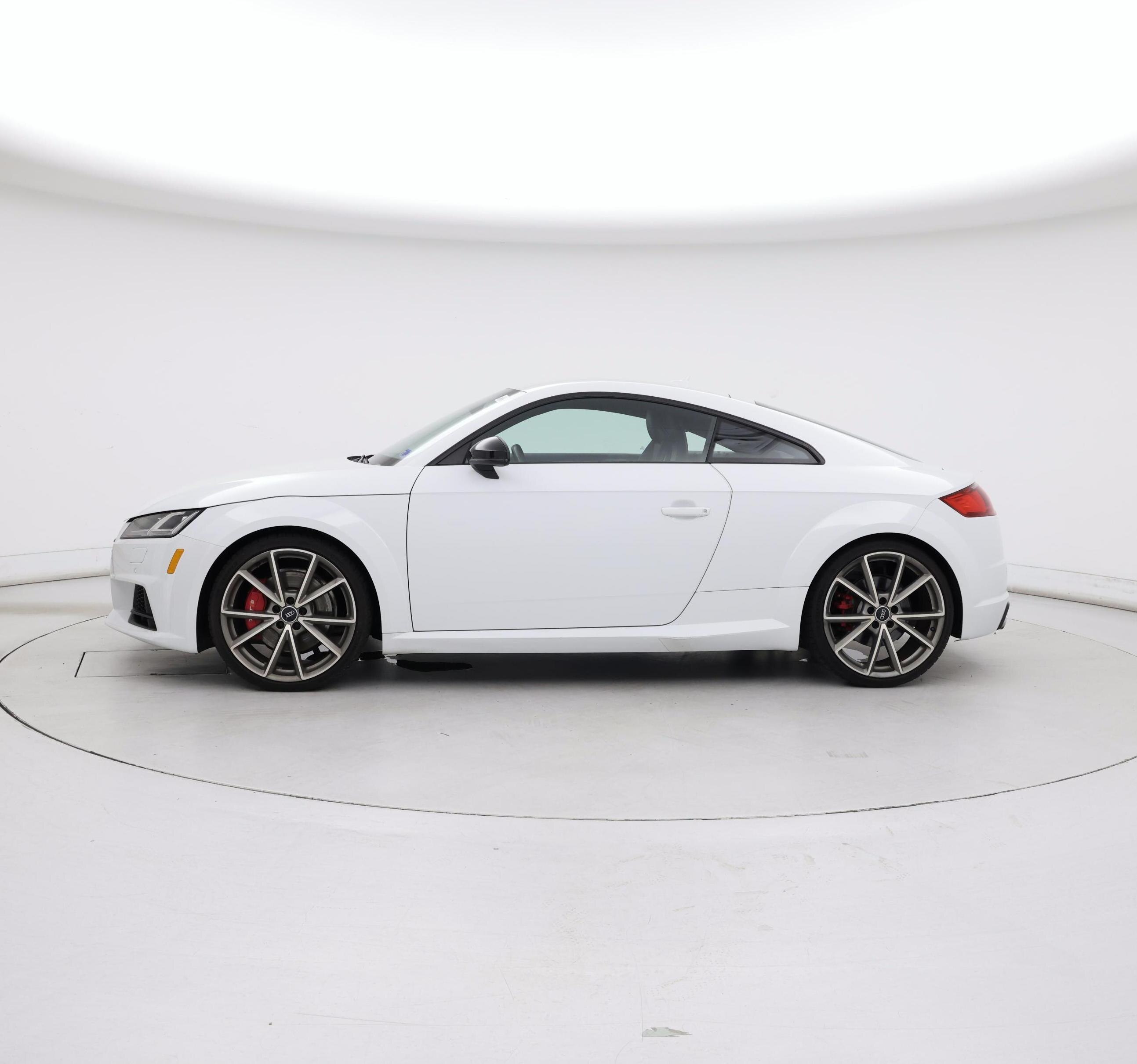 Thumbnail: 2017 Audi TTS - 3