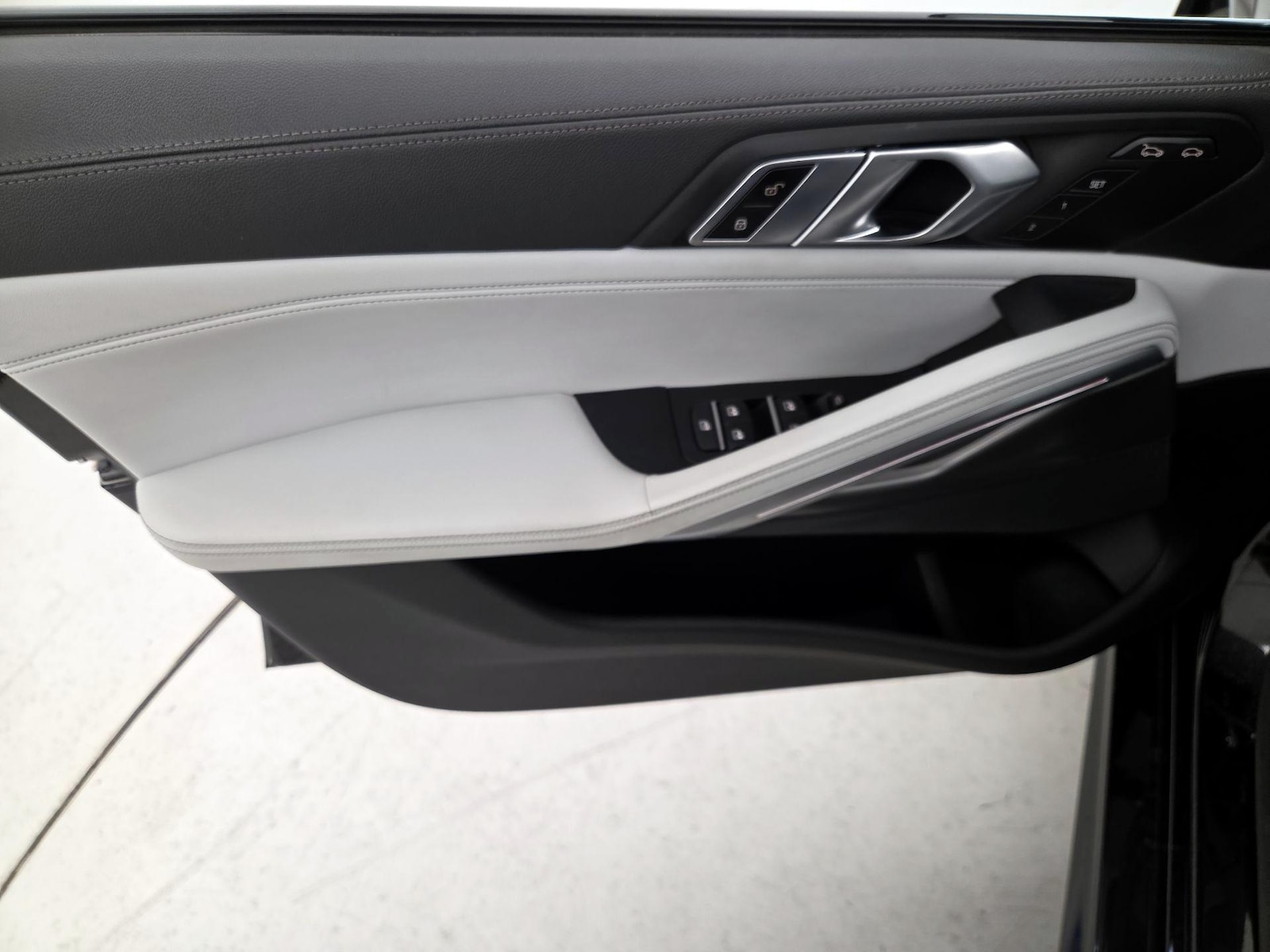 2023 BMW X6 40i - Photo 13