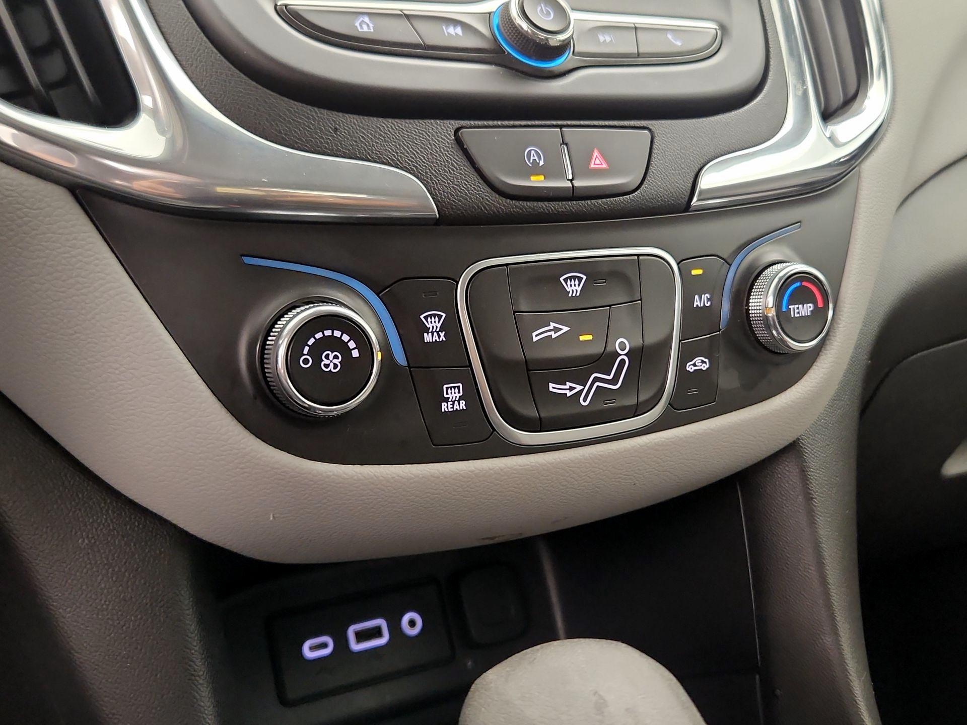 Thumbnail: 2024 Chevrolet Equinox - 16