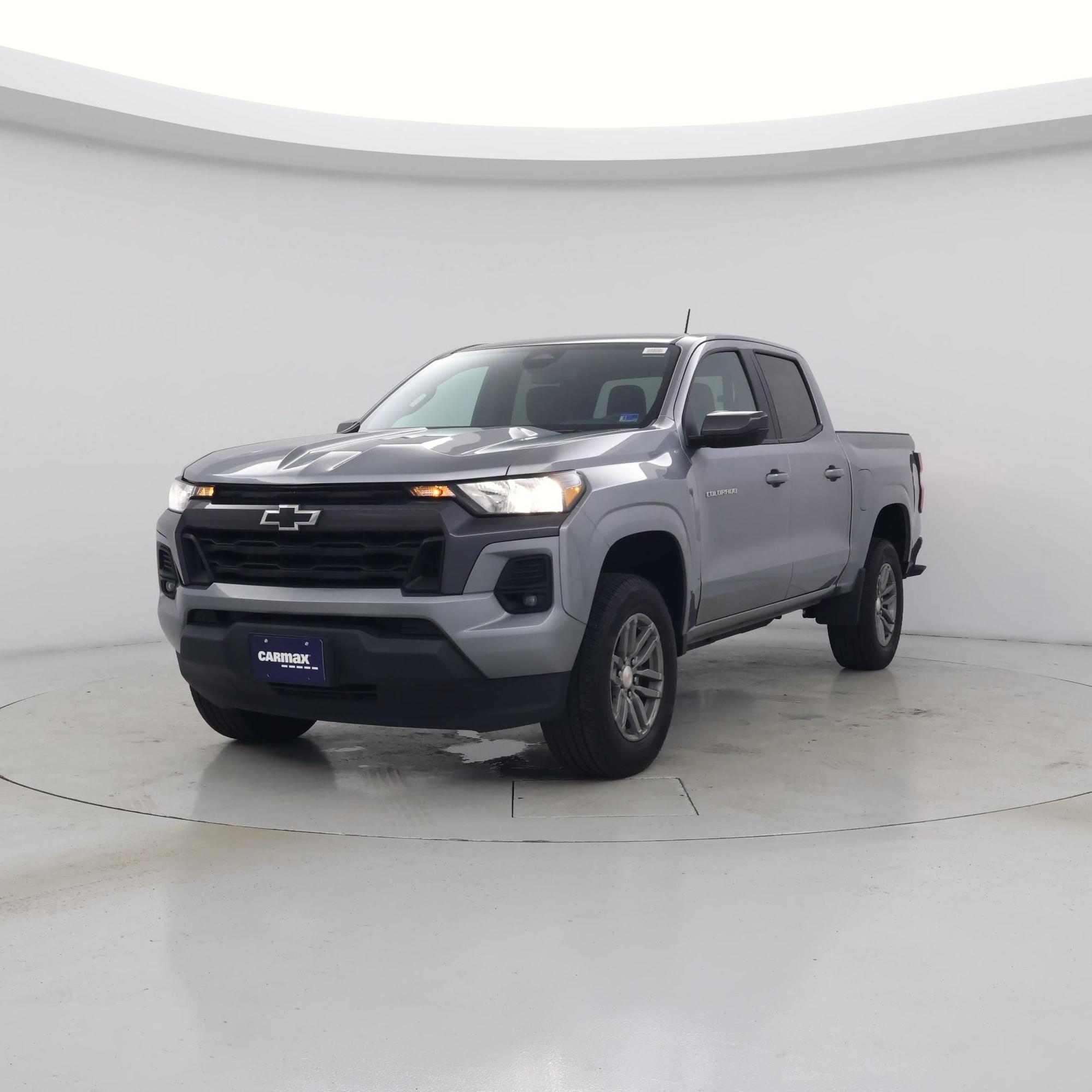 Thumbnail: 2023 Chevrolet Colorado - 4