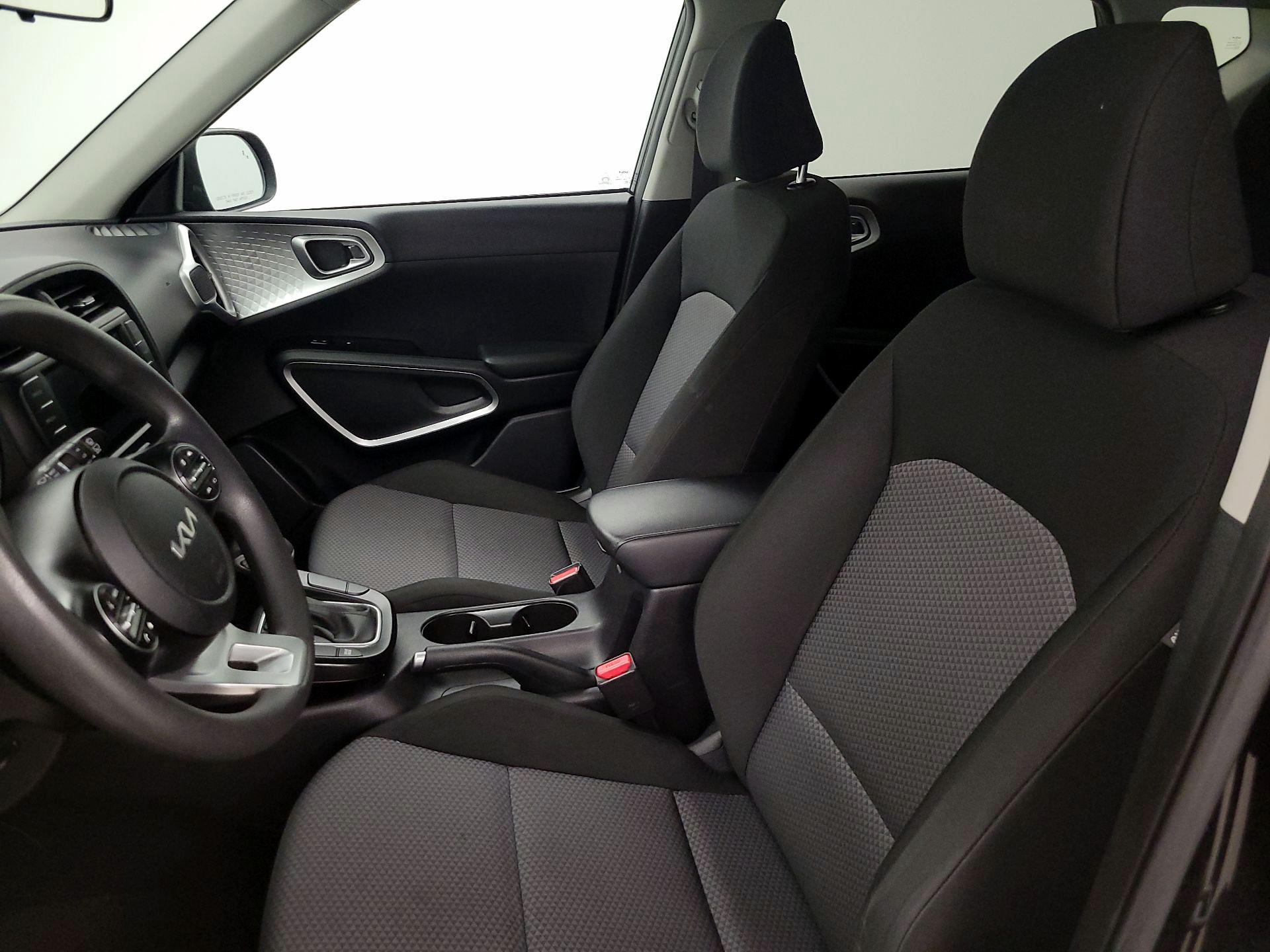 Thumbnail: 2023 Kia Soul - 11