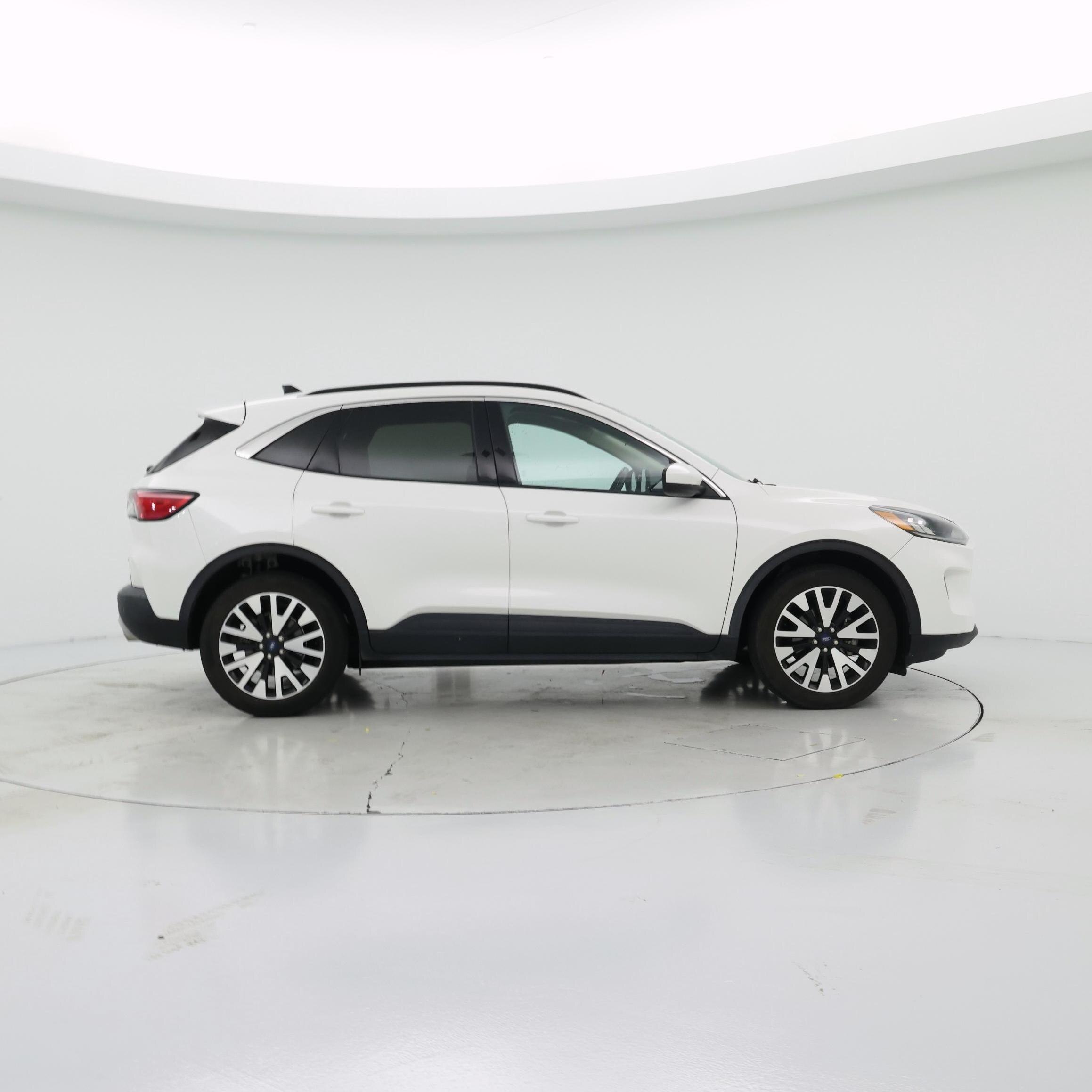 Thumbnail: 2020 Ford Escape - 7