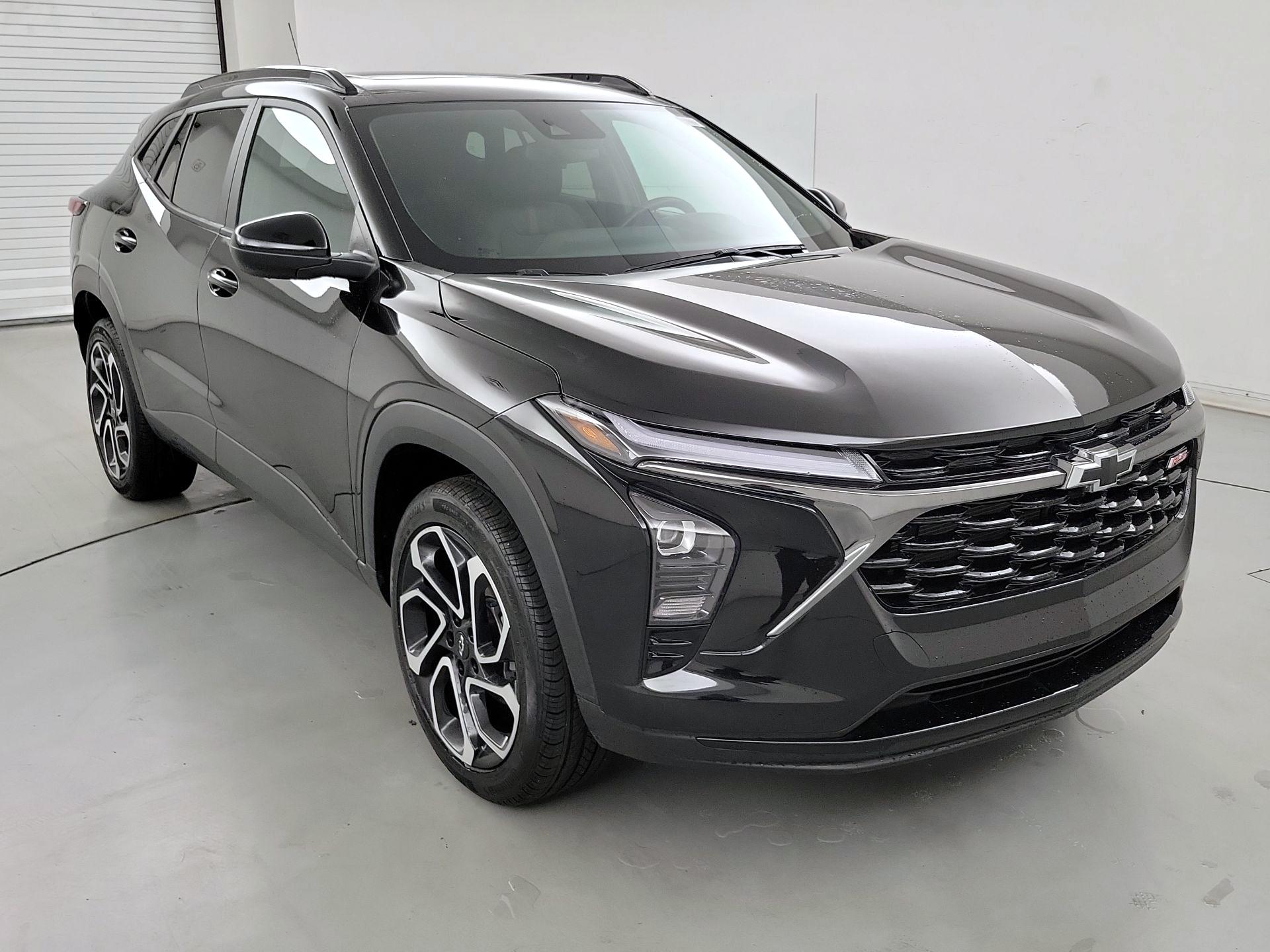 Thumbnail: 2025 Chevrolet Trax - 1