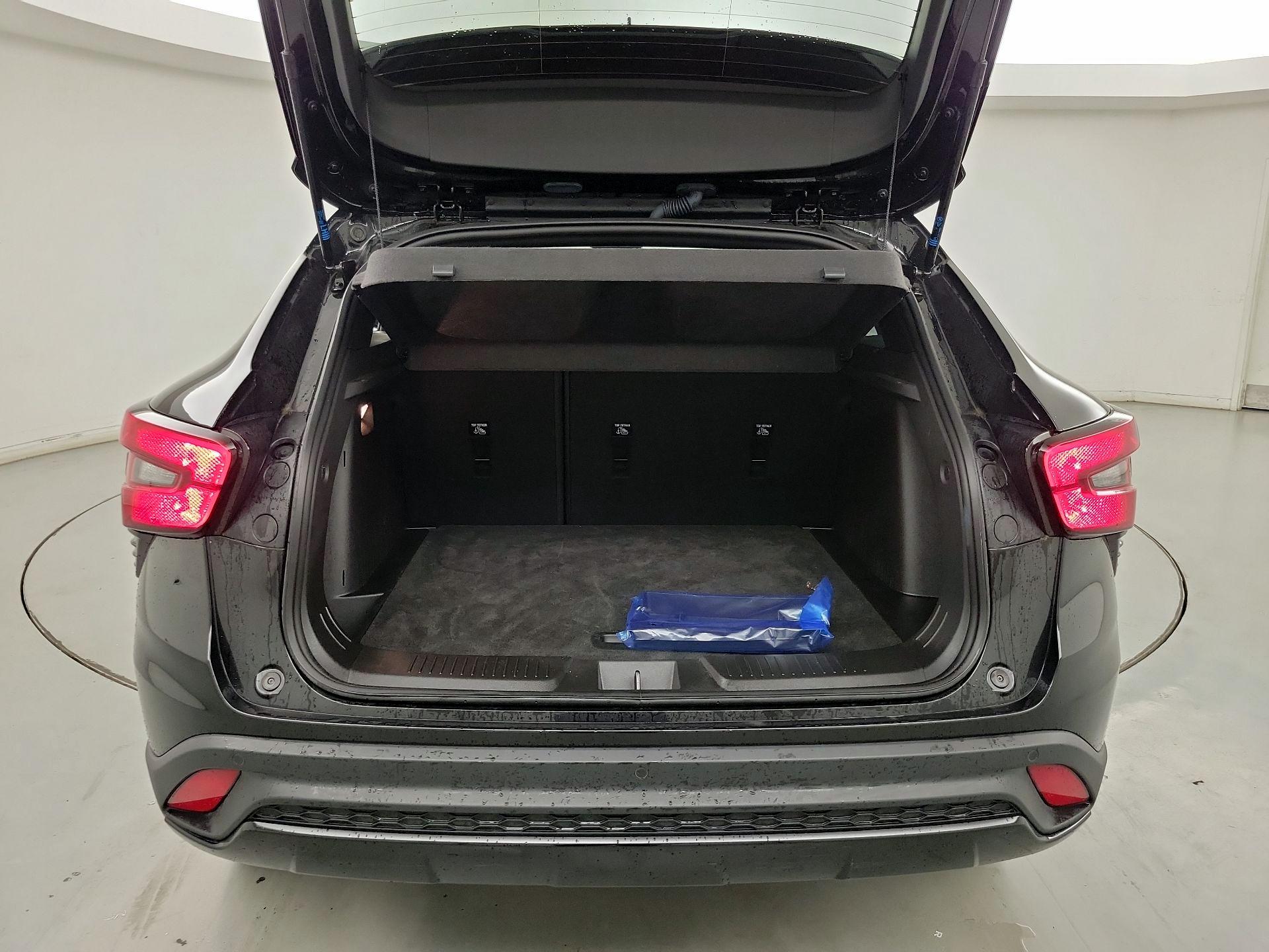 Thumbnail: 2025 Chevrolet Trax - 19
