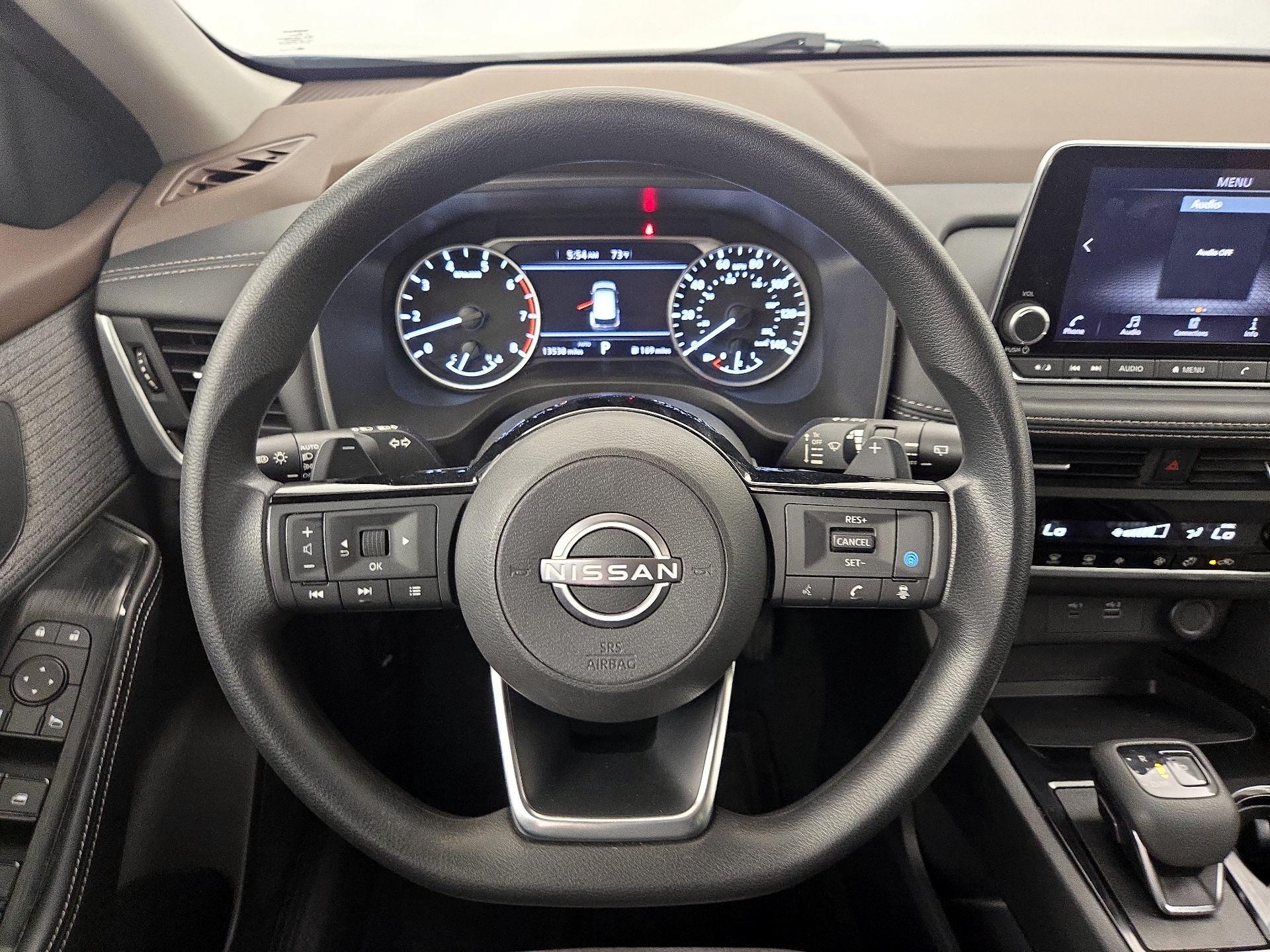 Thumbnail: 2023 Nissan Rogue - 10