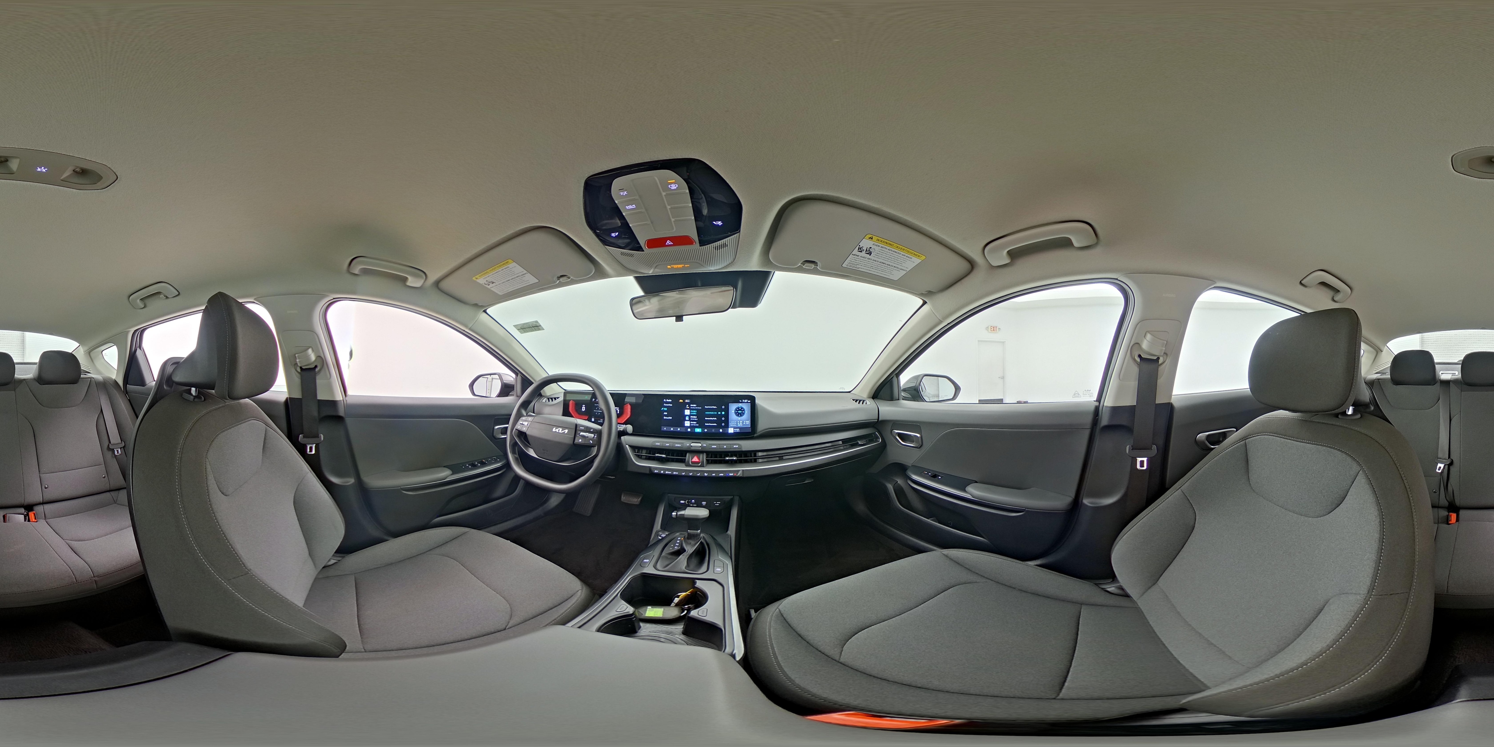 2025 Kia K4 LX - Photo 24
