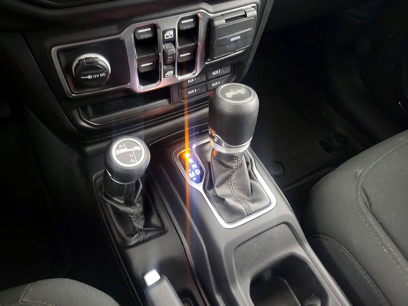 2021 Jeep Wrangler Unlimited Sport - Photo 18