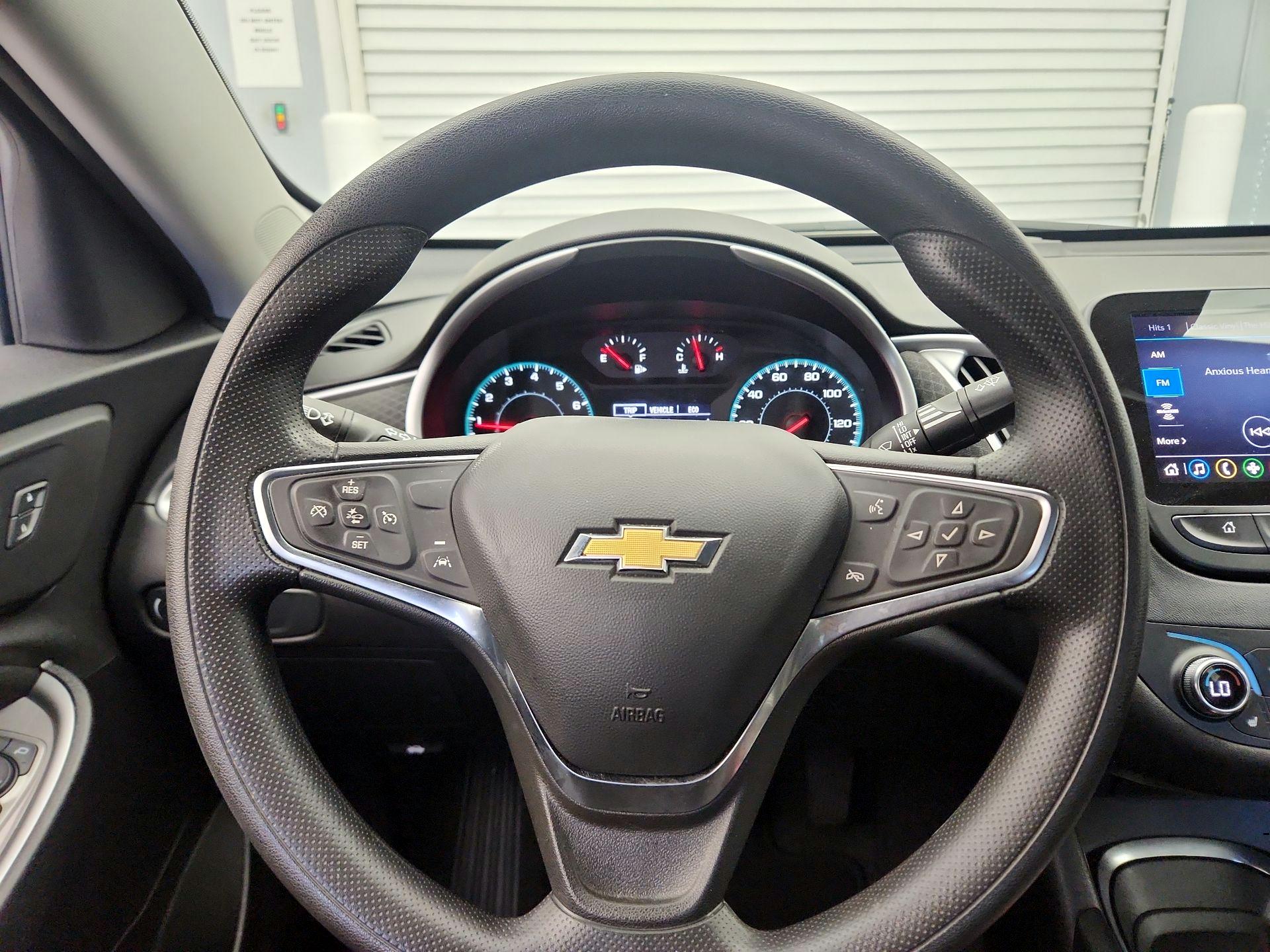 Thumbnail: 2024 Chevrolet Malibu - 10