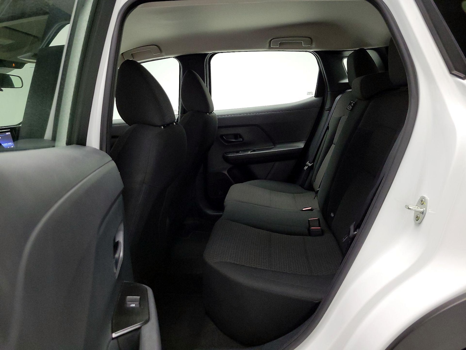 2025 Nissan Kicks S AWD - Photo 19