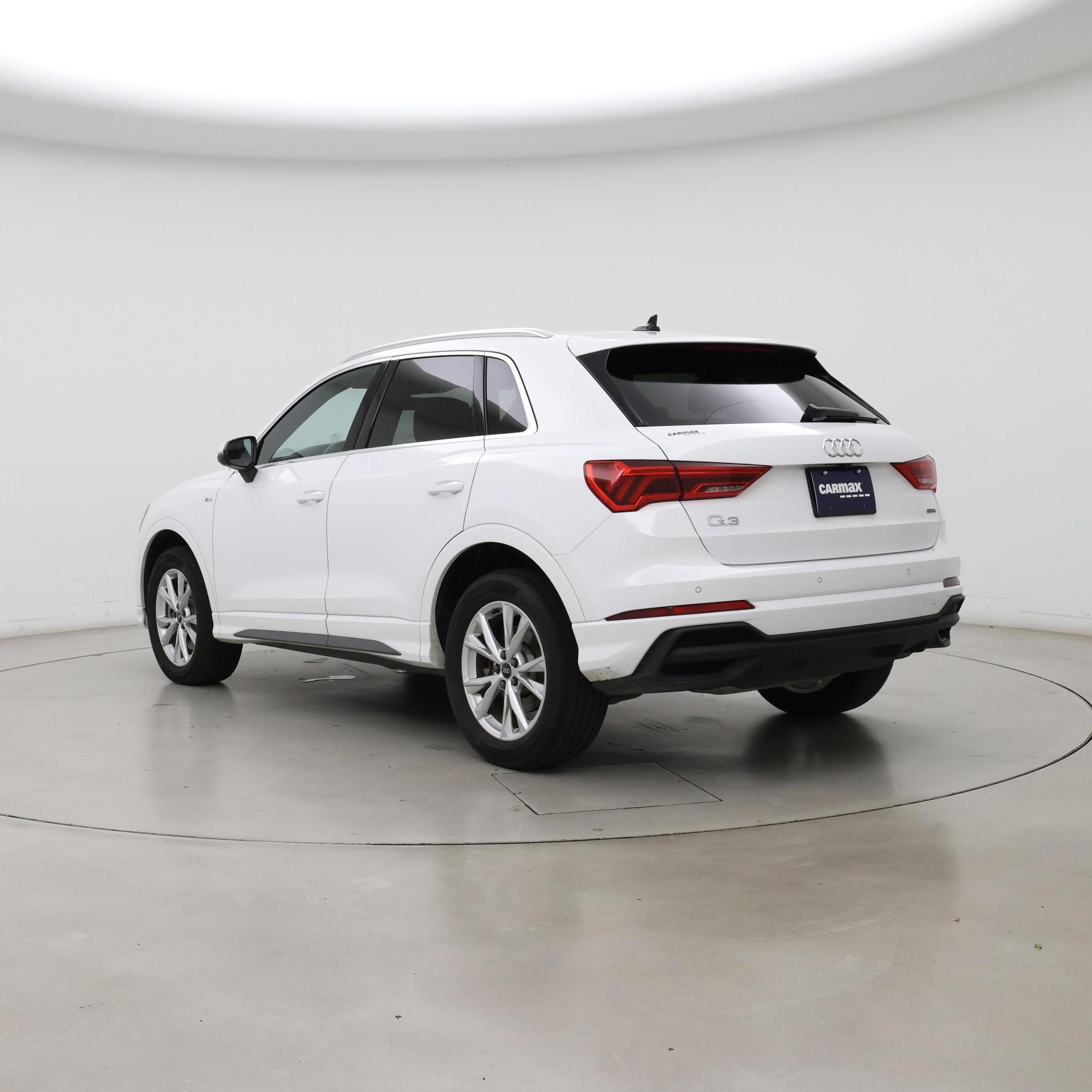 Thumbnail: 2025 Audi Q3 - 2