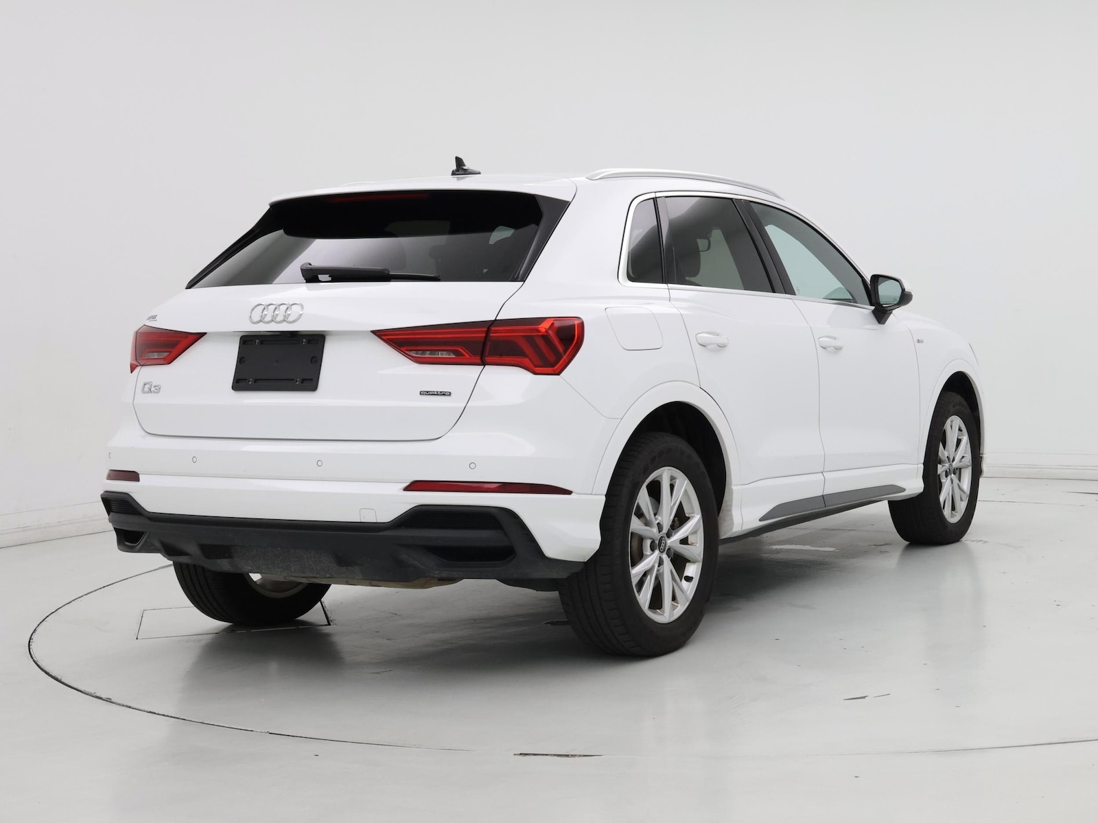 2025 Audi Q3 S Line Premium - Photo 9