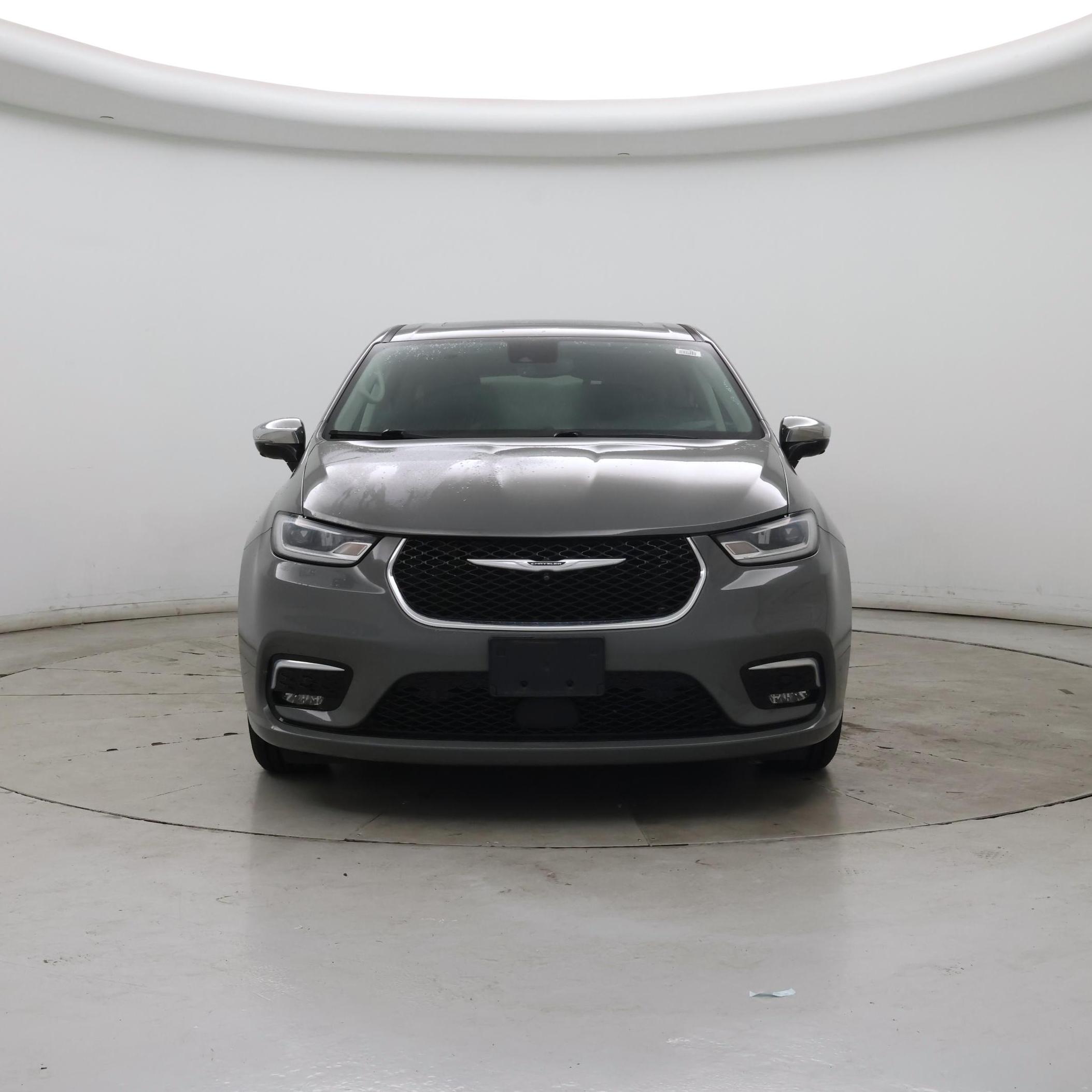 Thumbnail: 2023 Chrysler Pacifica - 5