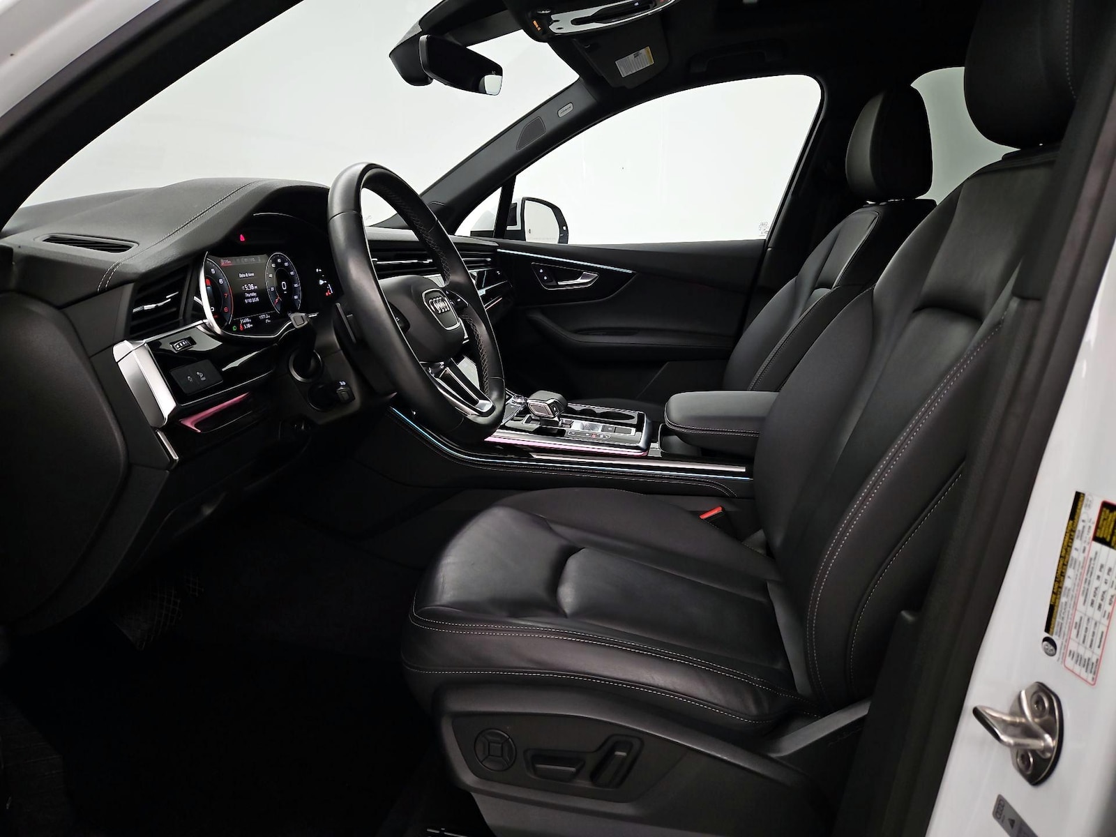 2025 Audi Q7 Premium Plus - Photo 12