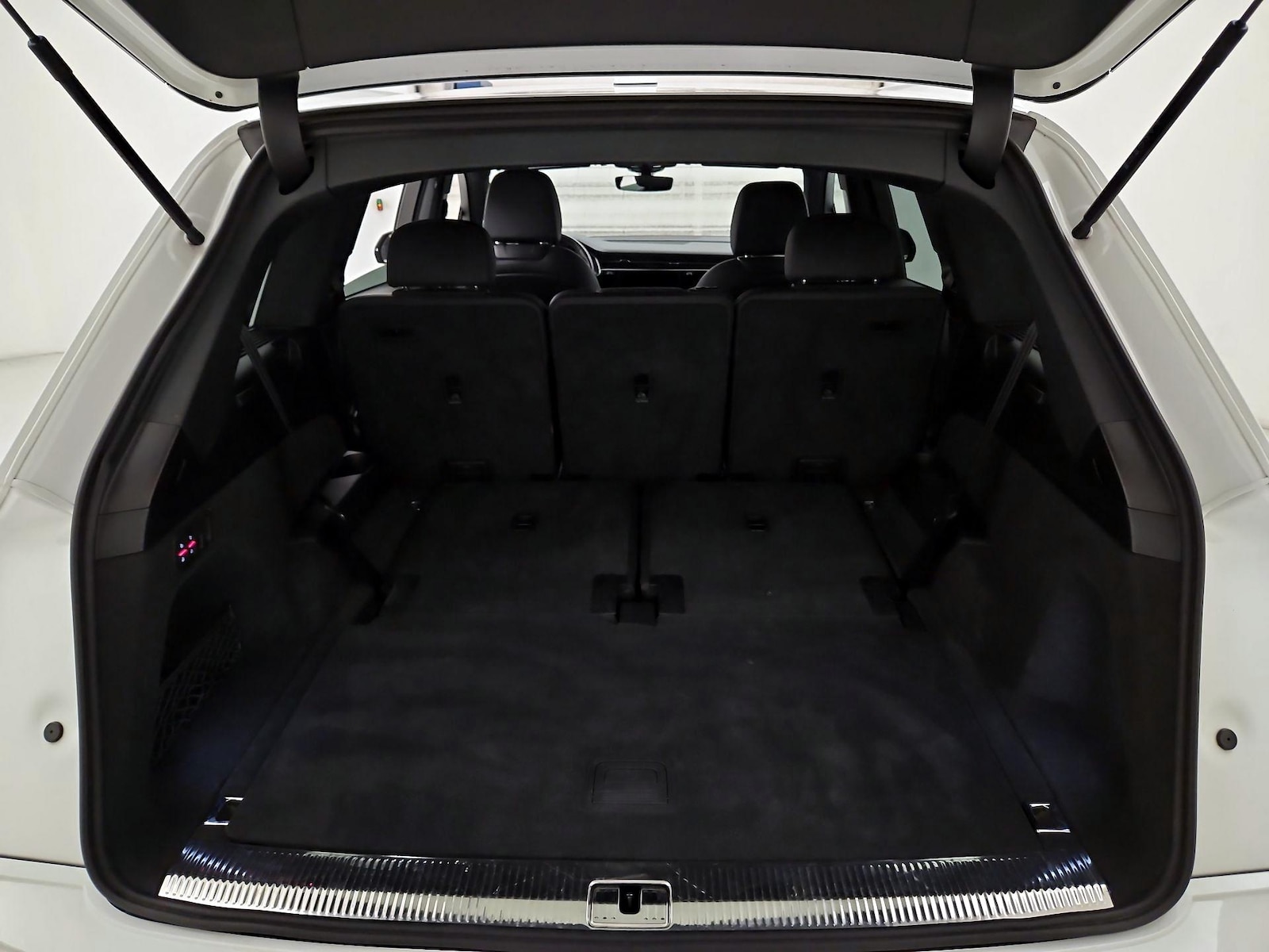 2025 Audi Q7 Premium Plus - Photo 24