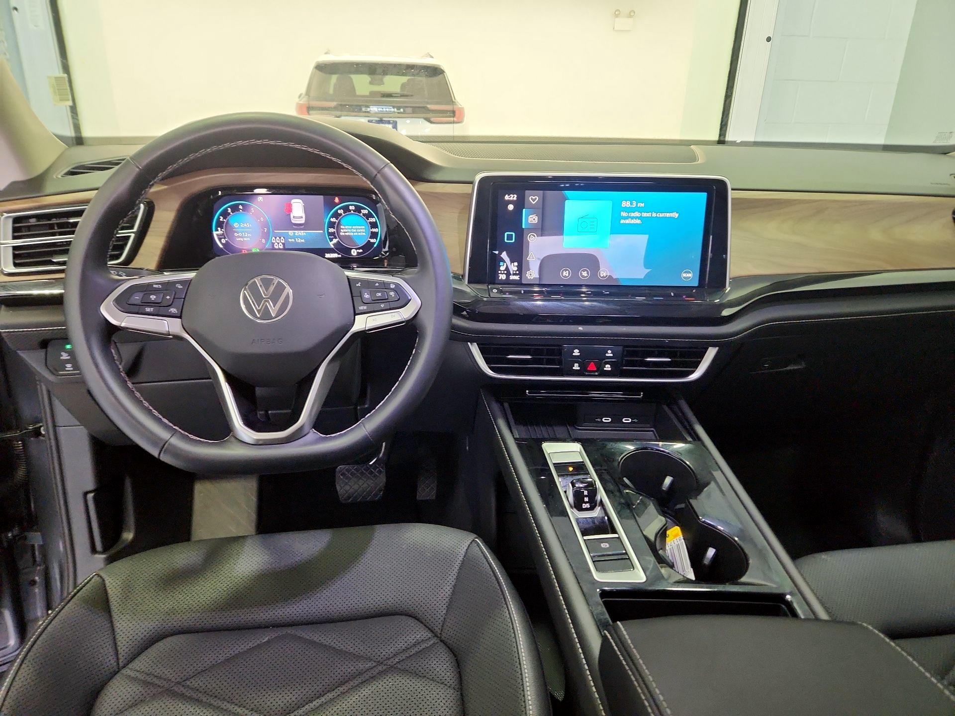Thumbnail: 2025 Volkswagen Atlas - 10