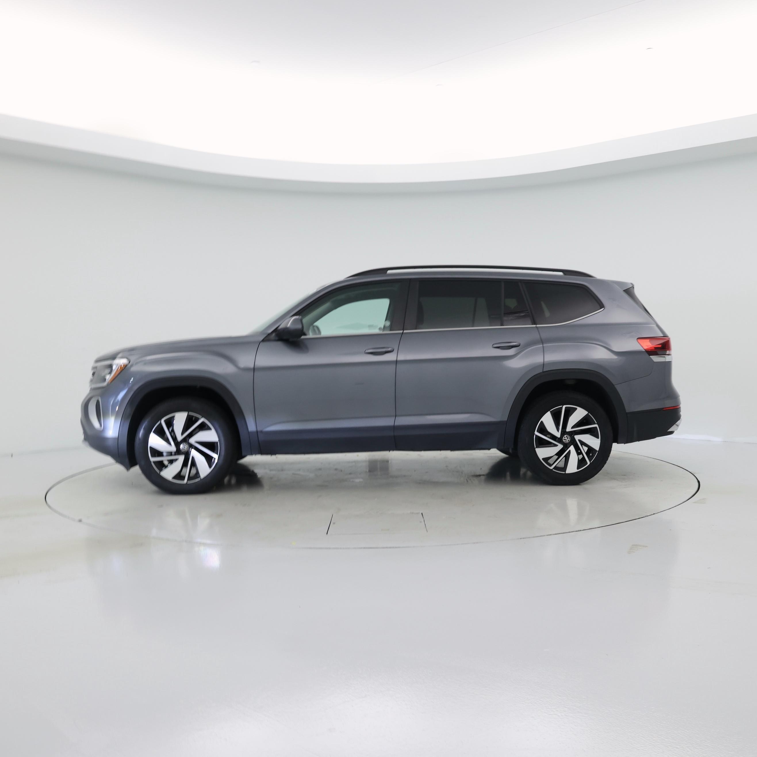 Thumbnail: 2025 Volkswagen Atlas - 3