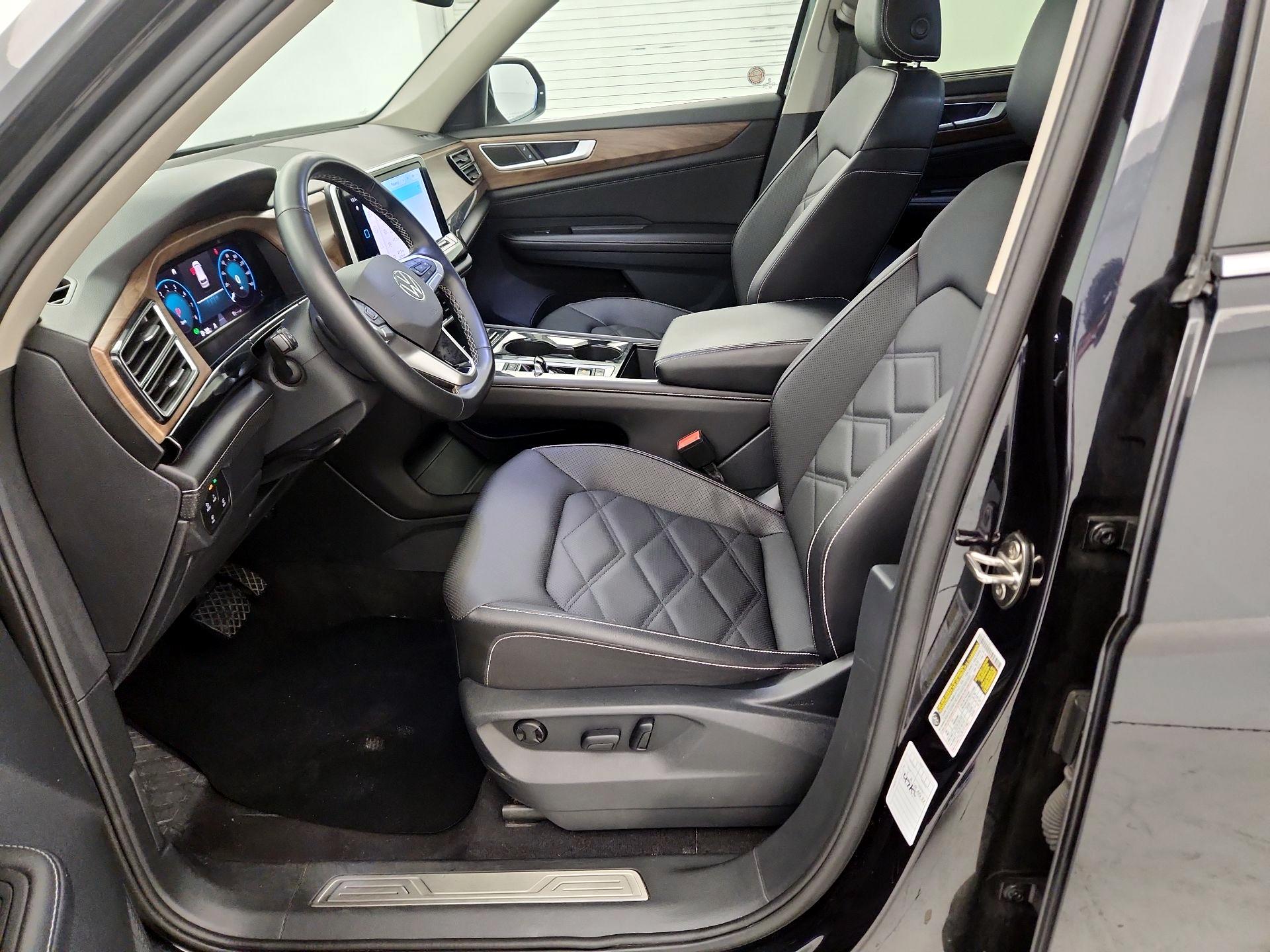 Thumbnail: 2025 Volkswagen Atlas - 11