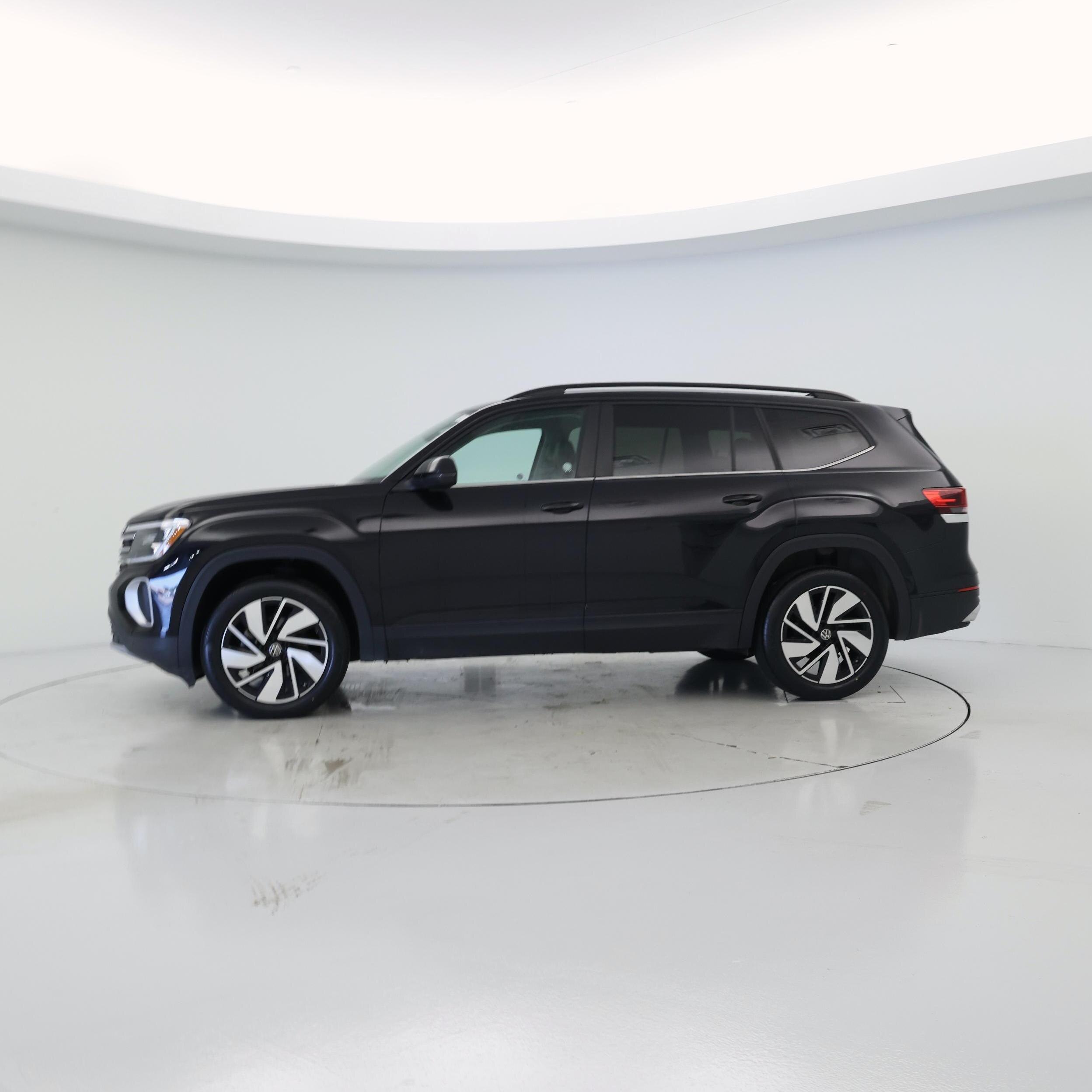 Thumbnail: 2025 Volkswagen Atlas - 3