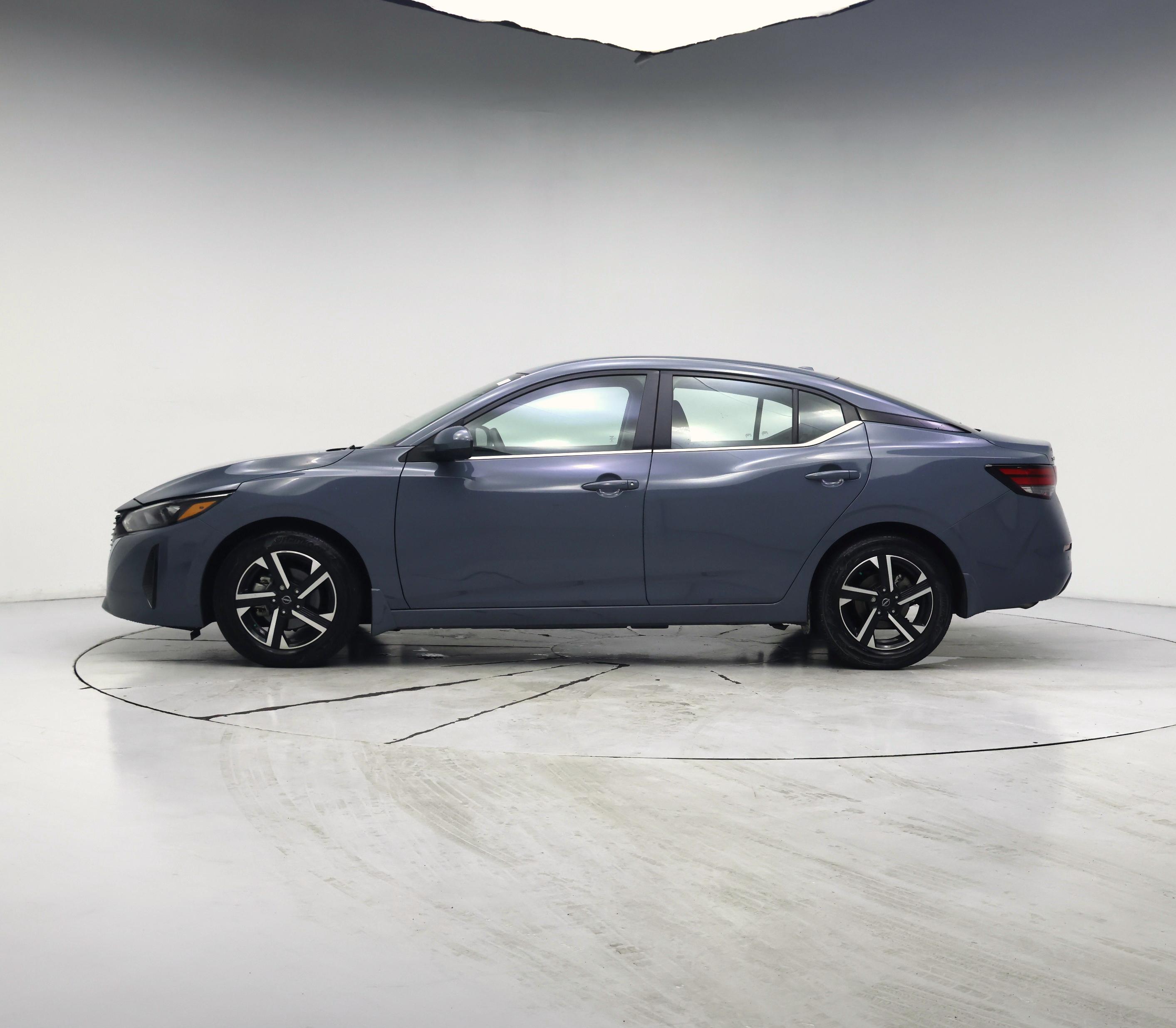 Thumbnail: 2025 Nissan Sentra - 3