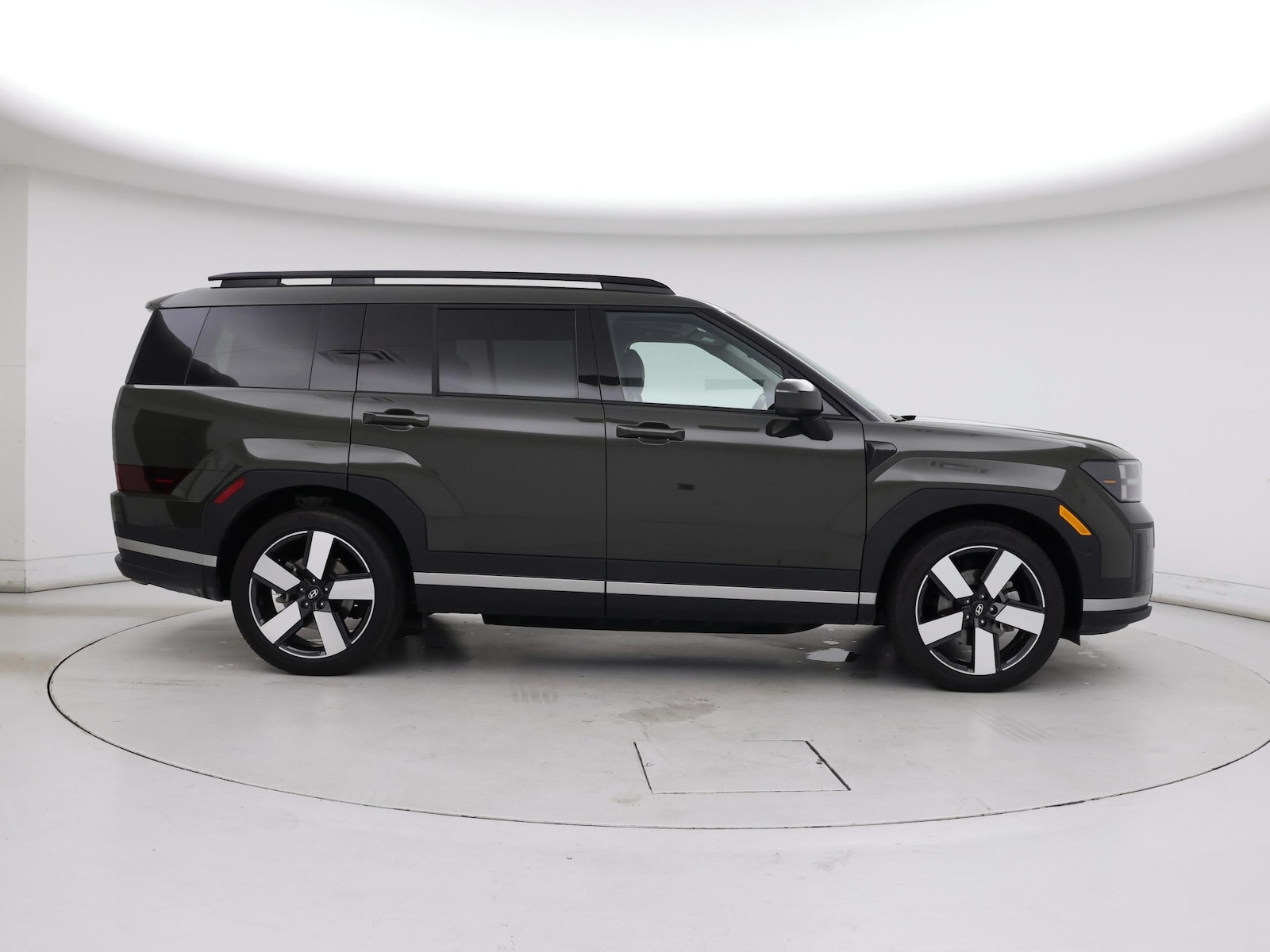 2026 Hyundai Santa Fe Limited - Photo 8