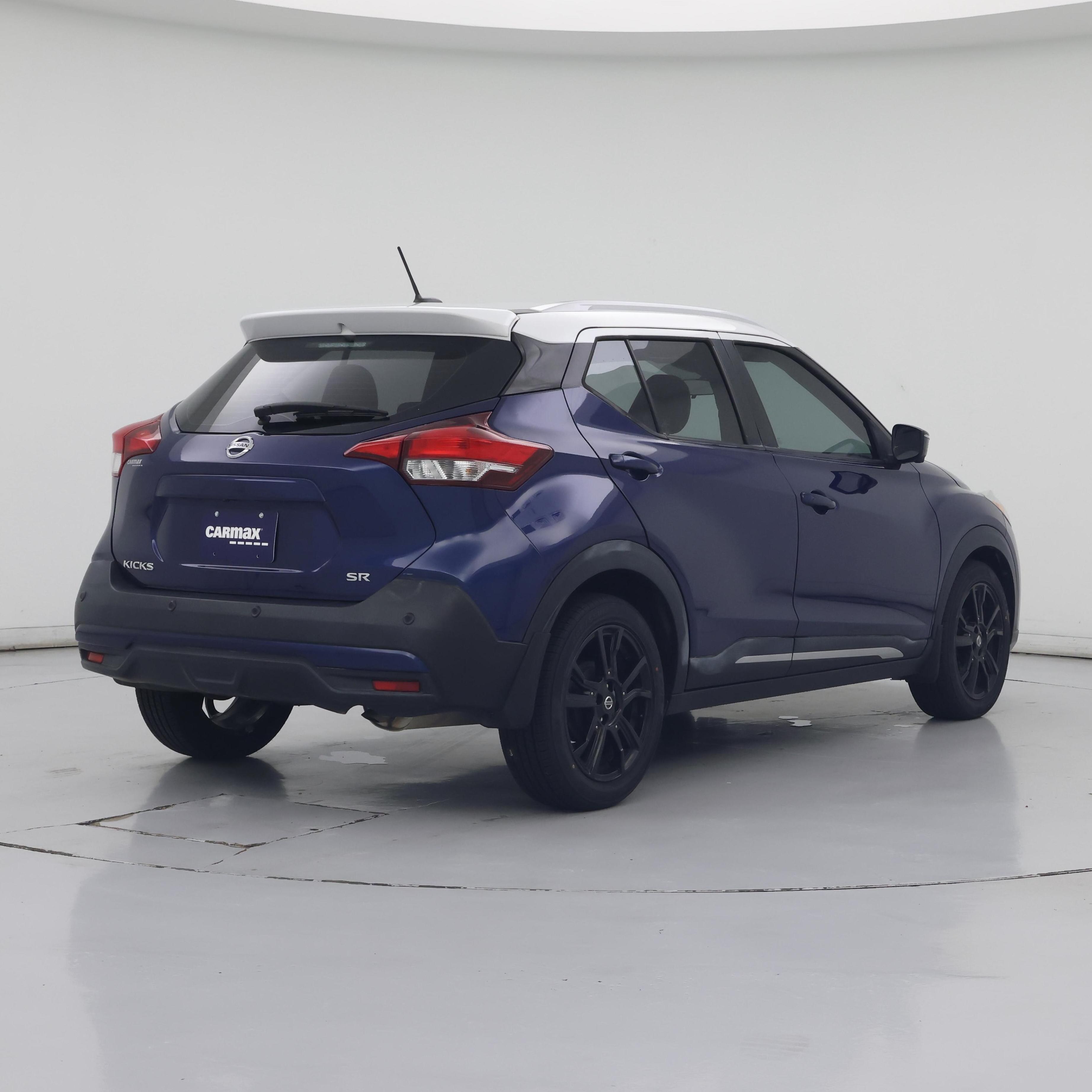 Thumbnail: 2020 Nissan Kicks - 8