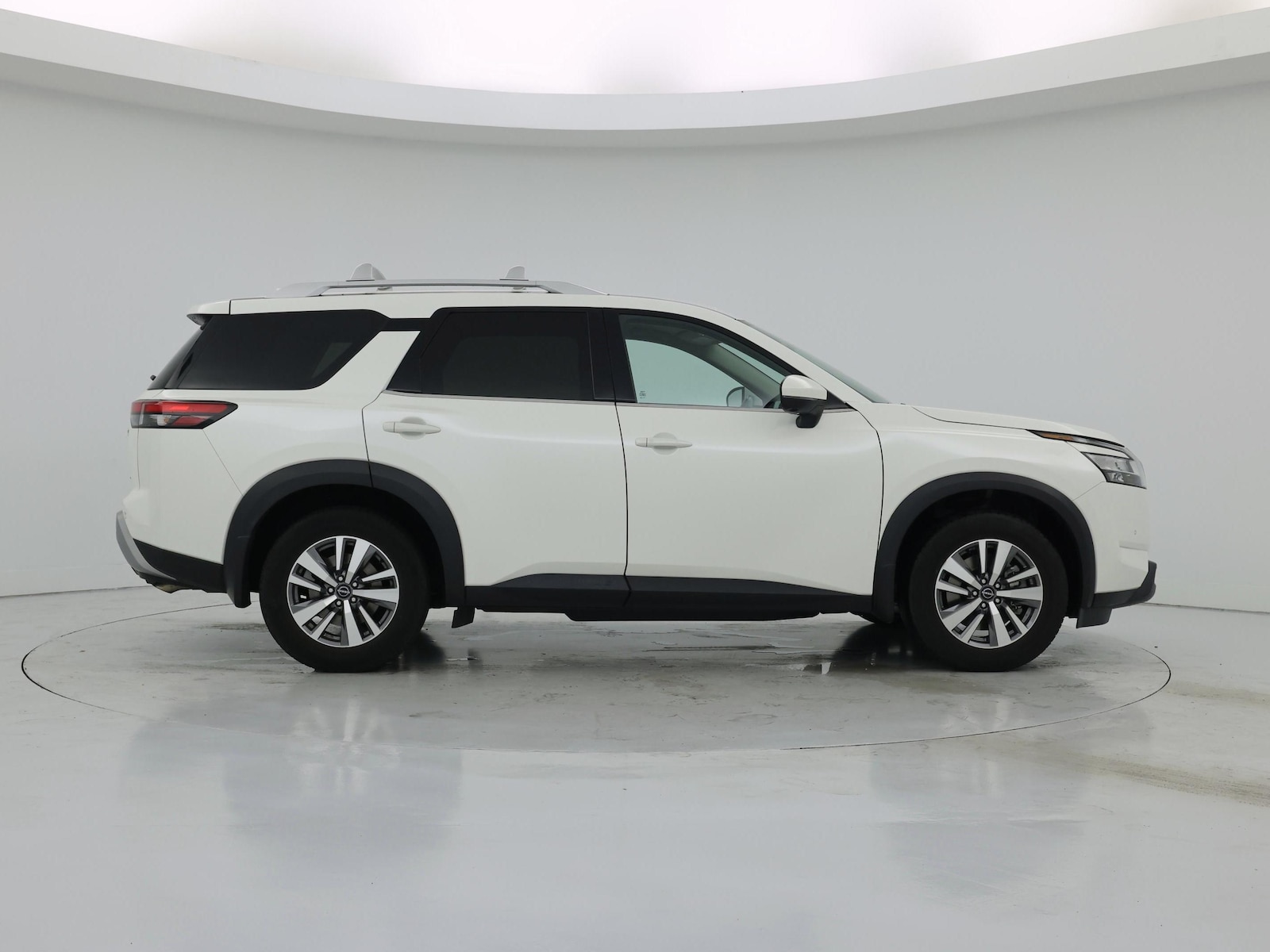 2022 Nissan Pathfinder SL - Photo 8