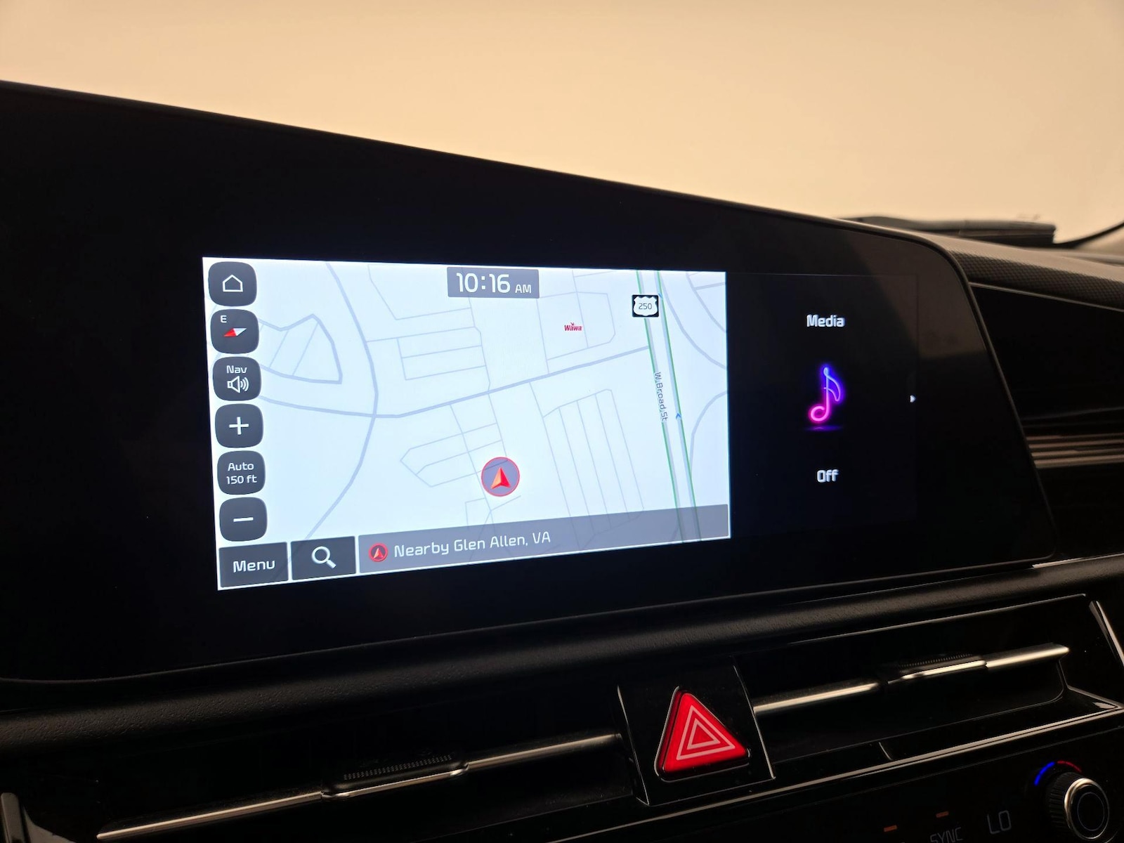 2024 Kia Niro EX - Photo 17