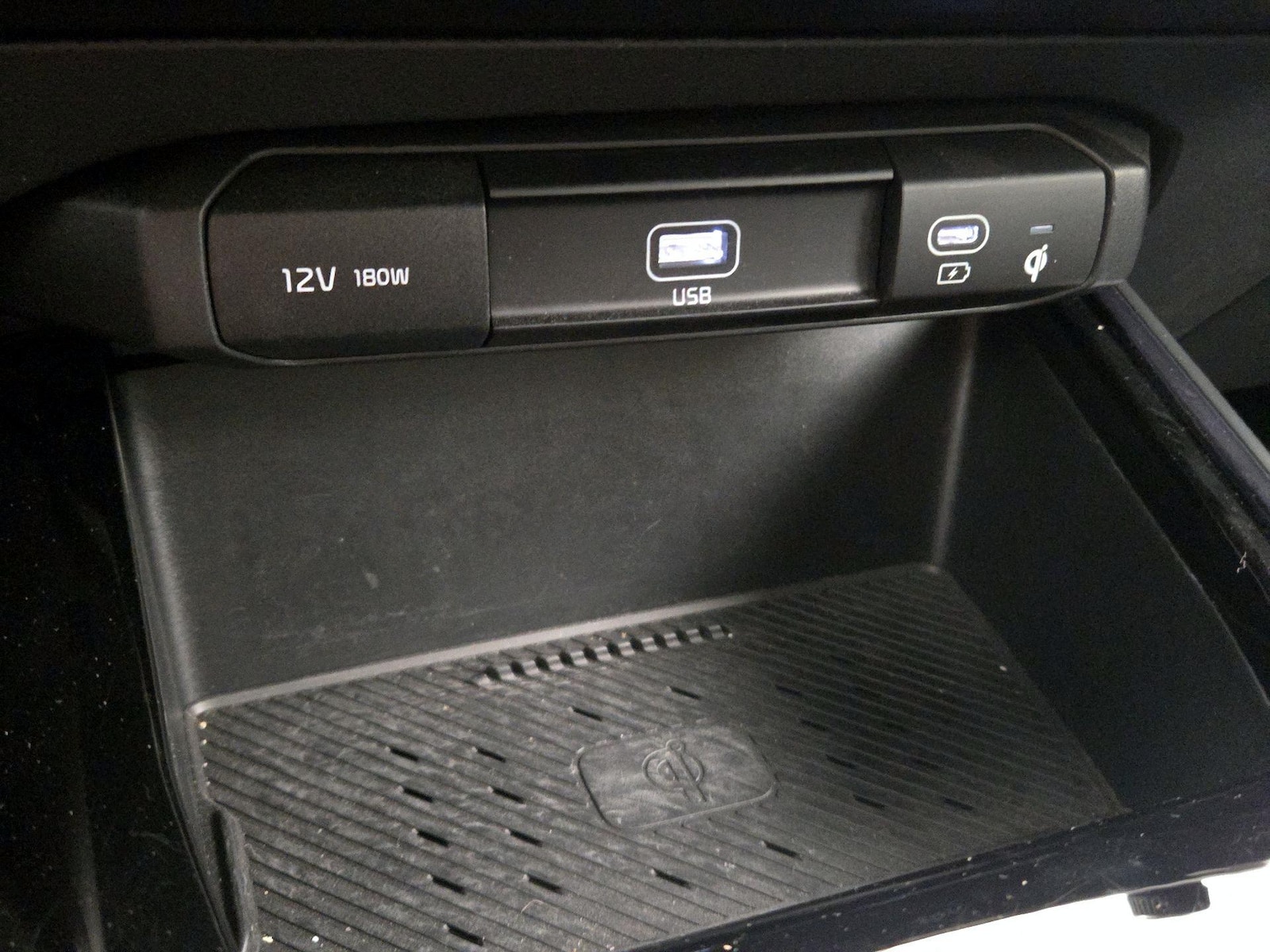 2024 Kia Niro EX - Photo 20